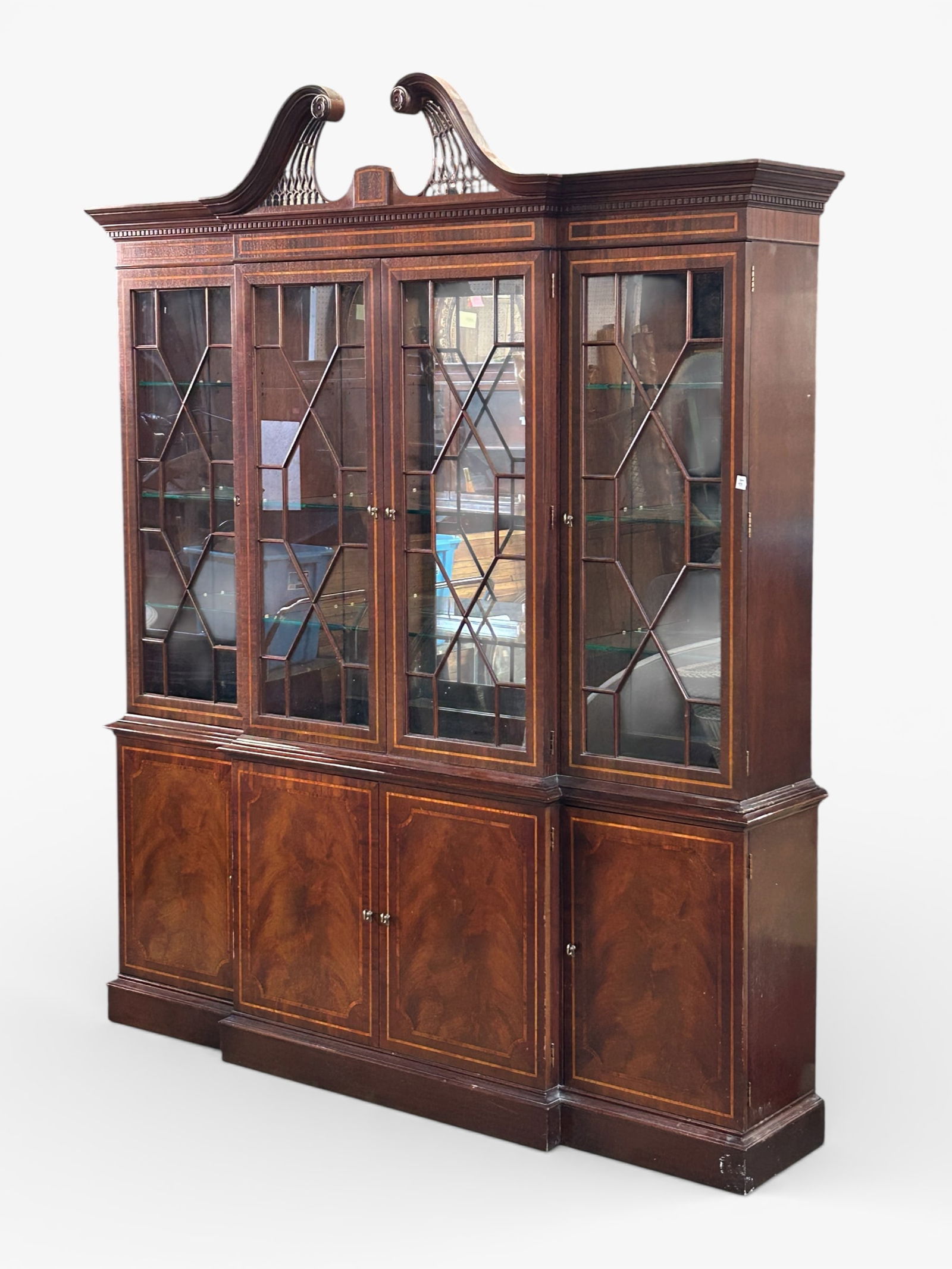 Fine Hickory White Mahogany Breakfront. (1 of 8)