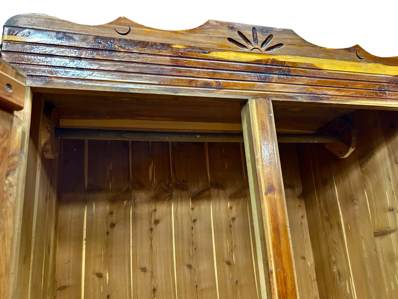 Vintage Pine Wardrobe. - 10