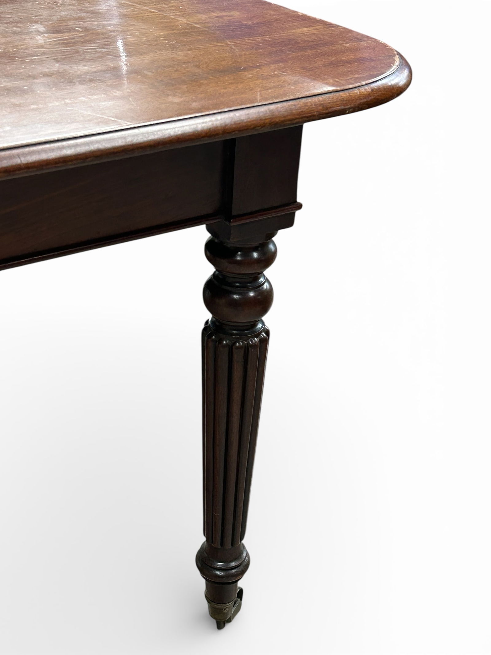 Early Walnut Dining Table. - 4