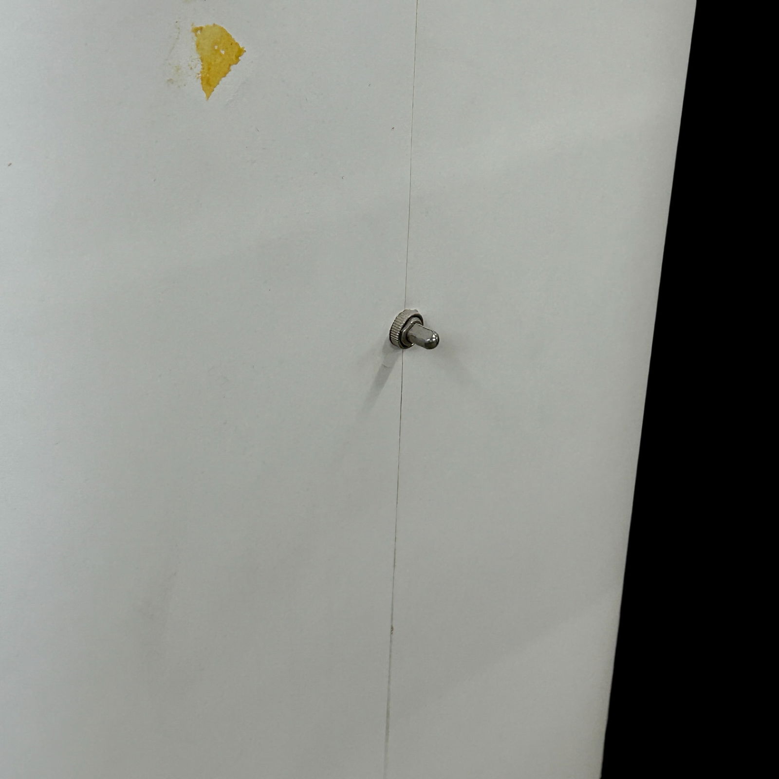 Two Pedestals with Rotating Tops. - 6