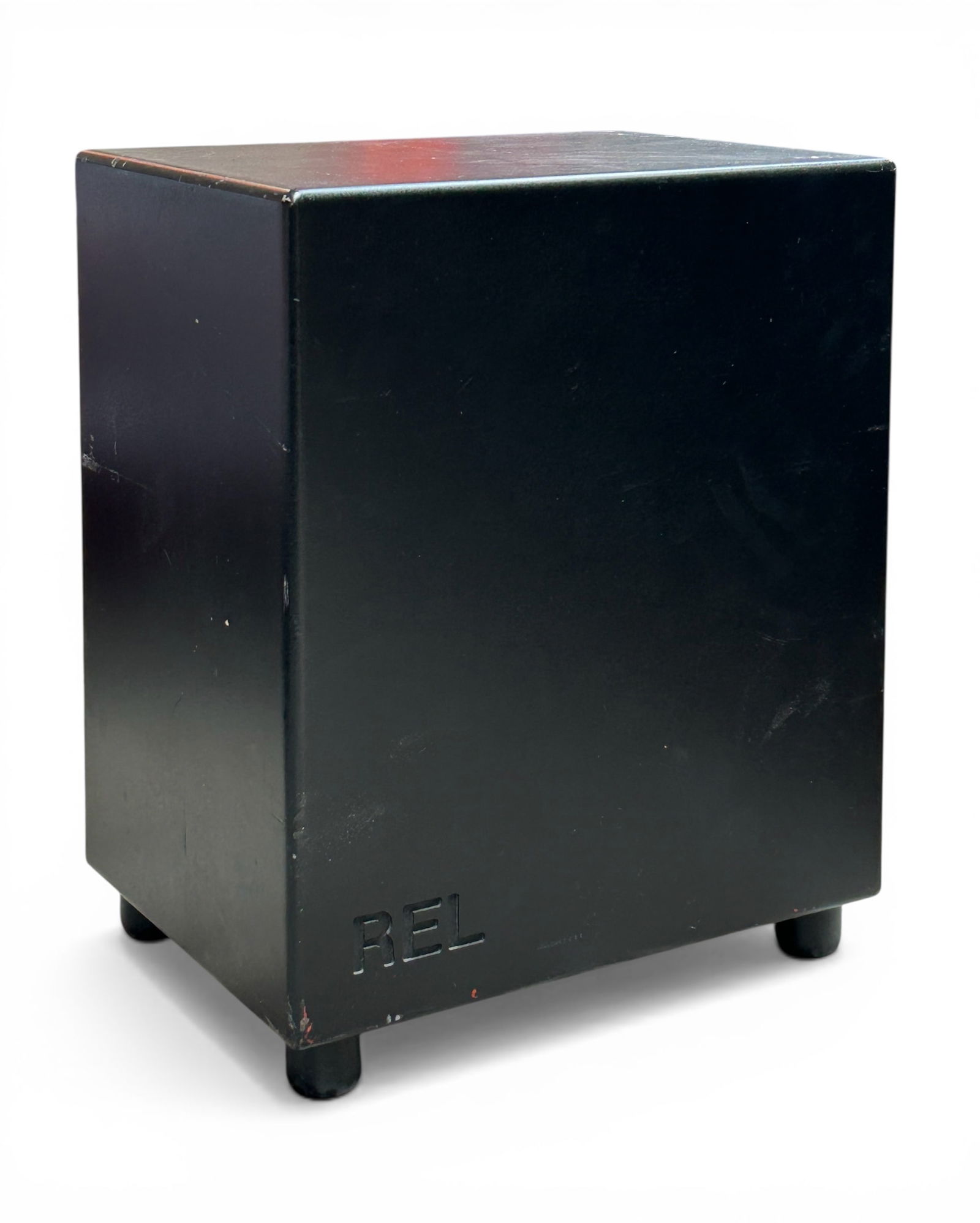 REL Strata II Subwoofer.: It measures 20 1/2" tall, 16 3/8" wide, and 12 1/4" deep. It works. There are some scratches and stains on the piece. Otherwise, it is in overall good condition. In-house shipping is available.