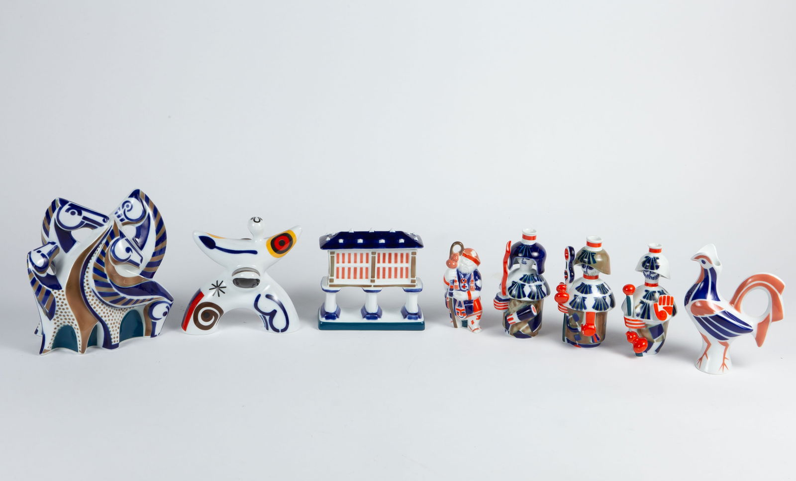 Lot of 8 Sargadelos Porcelain Items. (1 of 10)