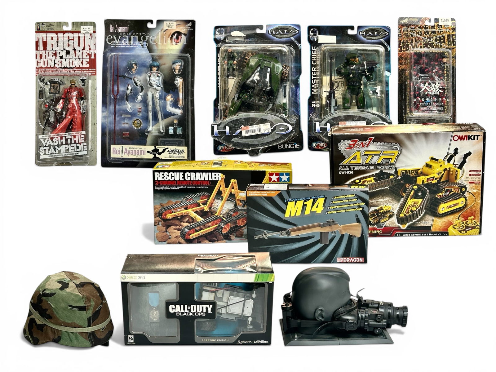 Lot: Call of Duty, Trigun, Halo, Jin-Roh, etc.: This lot includes several action figures in the original packaging (Halo Warthog & Master Chief, Trigun The Planet Gunsmoke, Vash the Stampede, Neon Genesis Evangelion Rei Ayanami, and Jin-Roh Protect