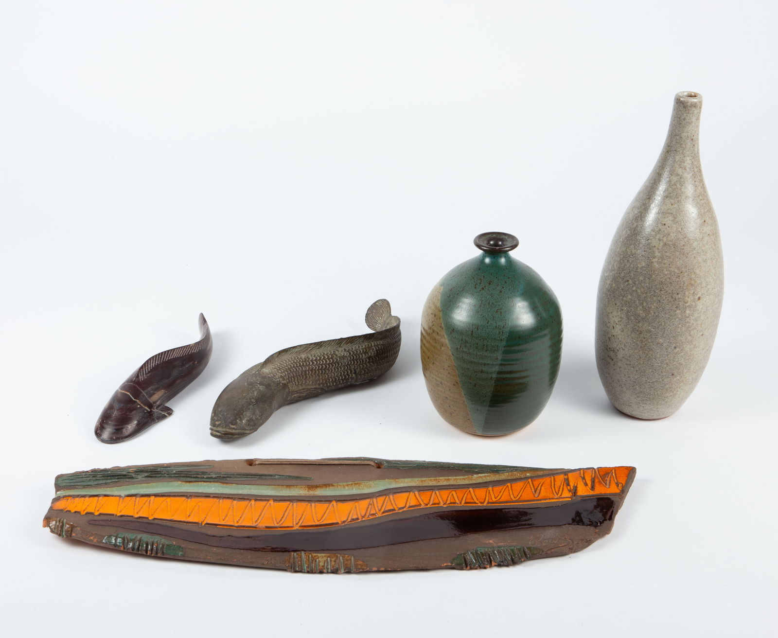 Lot 3 Signed Ceramics & 2 Carved Fish inc. Vigland (1 of 12)