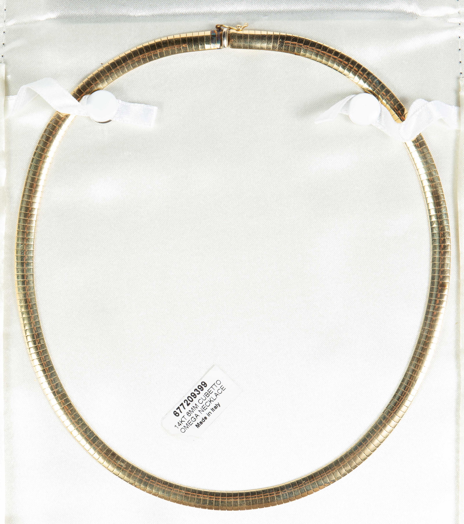 Italian 14K Yellow Gold Omega Chain Necklace. (1 of 6)
