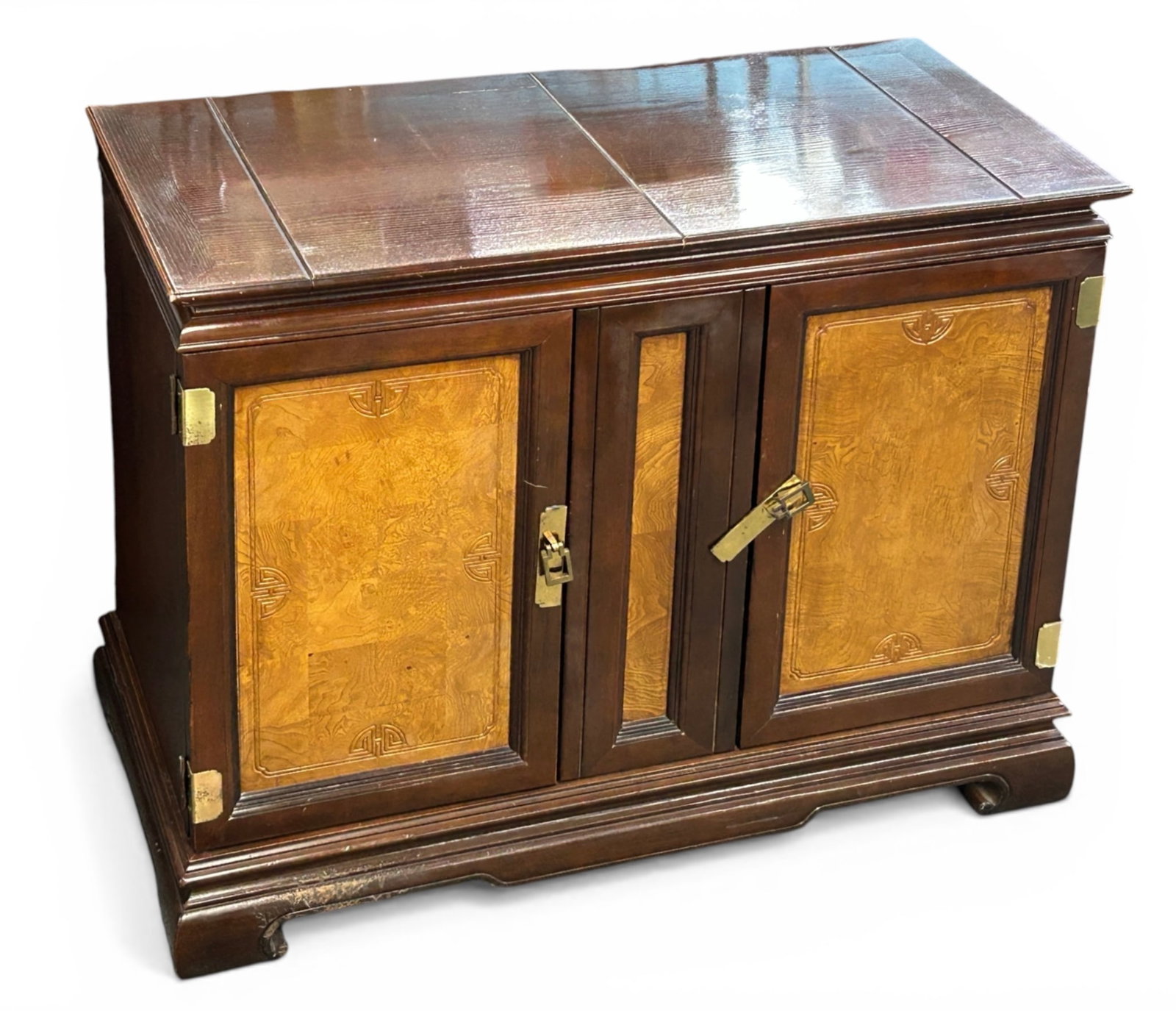 Asian Style Flip Top Server or Bar Cabinet. (1 of 13)