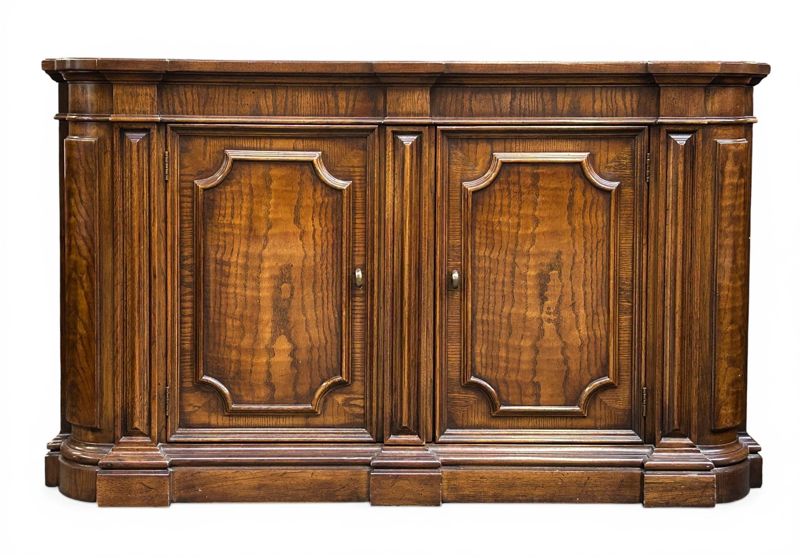 Henredon Oak Sideboard. - 2