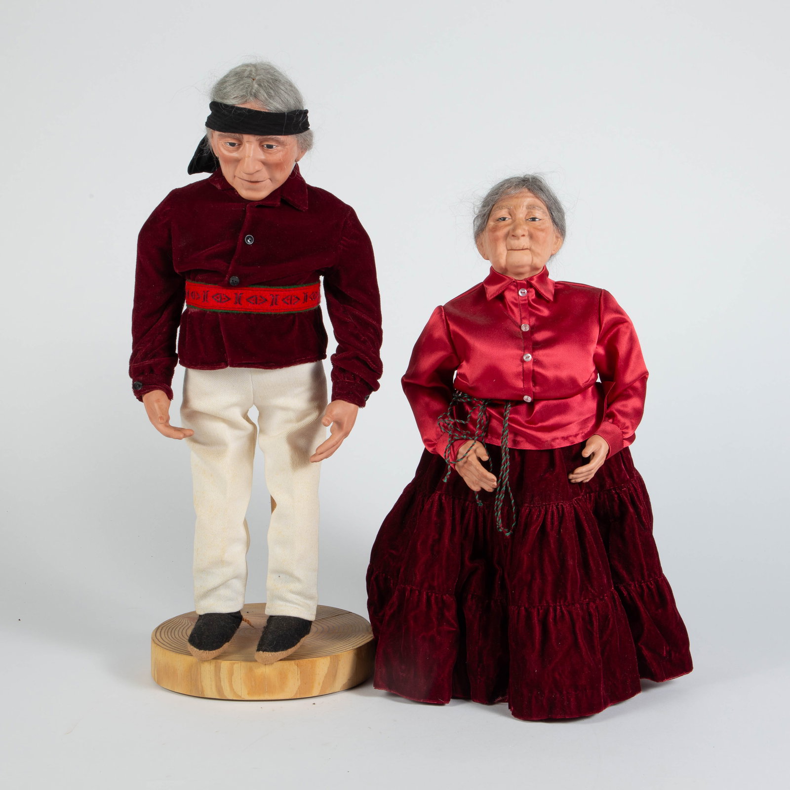 Pair of Navajo Grandmother & Grandfather Dolls. (1 of 8)