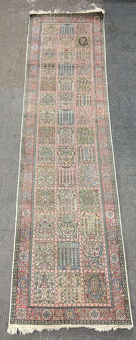 2' 6" x 8' 9" Silk Turkish Hereke Runner Rug. (1 of 3)