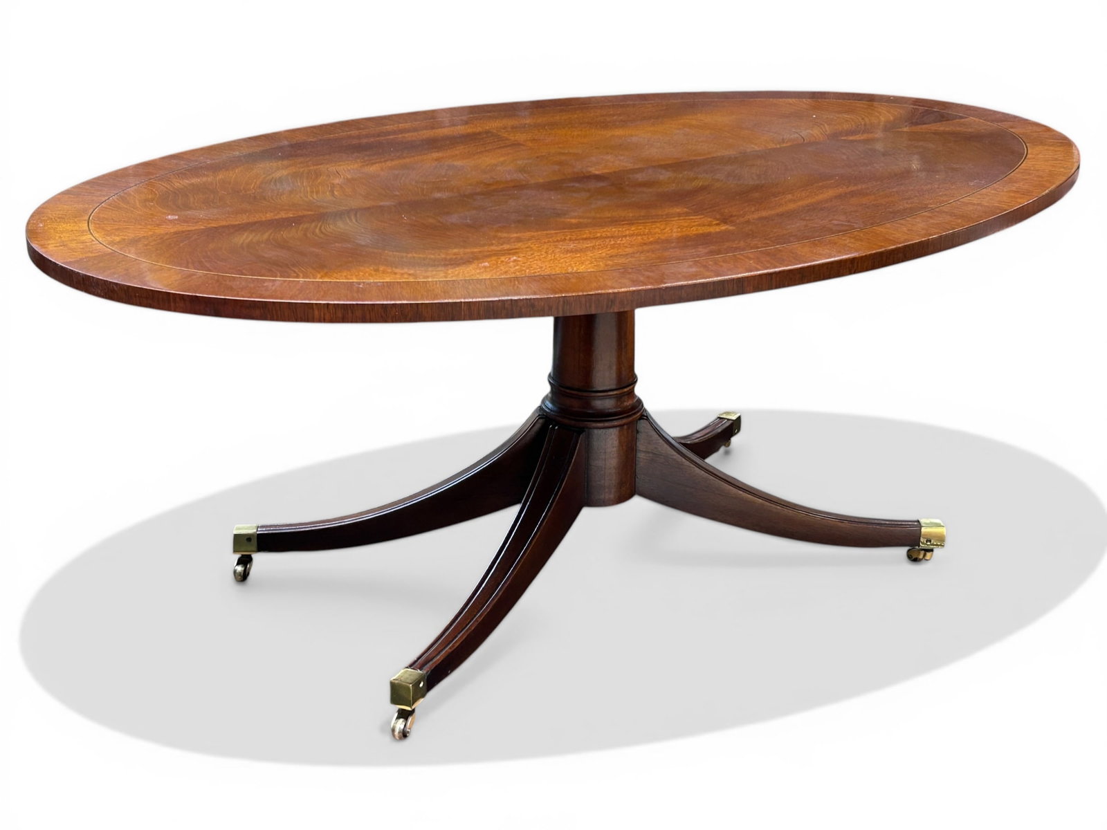 Duncan Phyfe Style Coffee Table. (1 of 11)