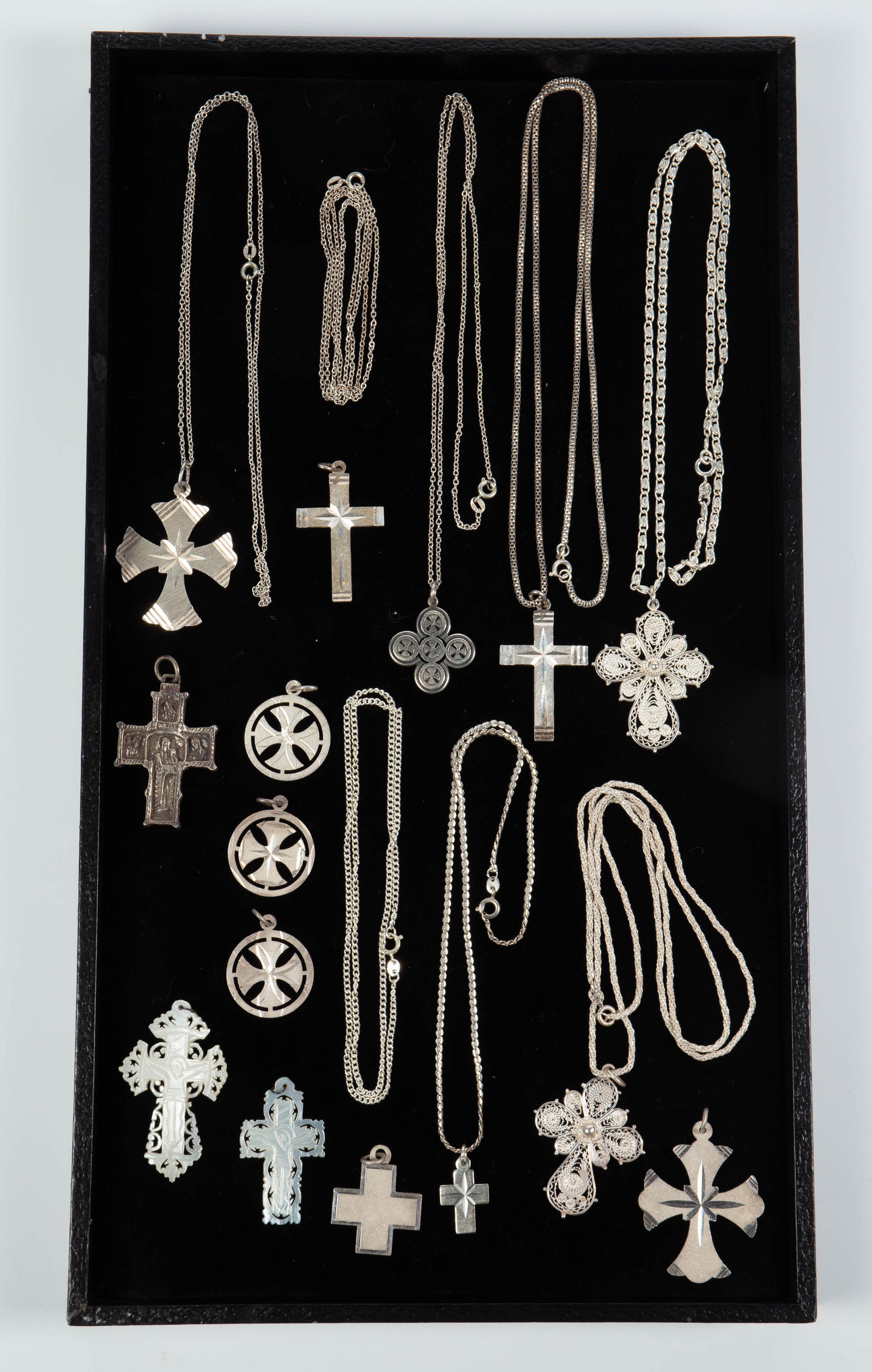 Lot Mostly Sterling Silver Chains & Cross Pendants (1 of 15)