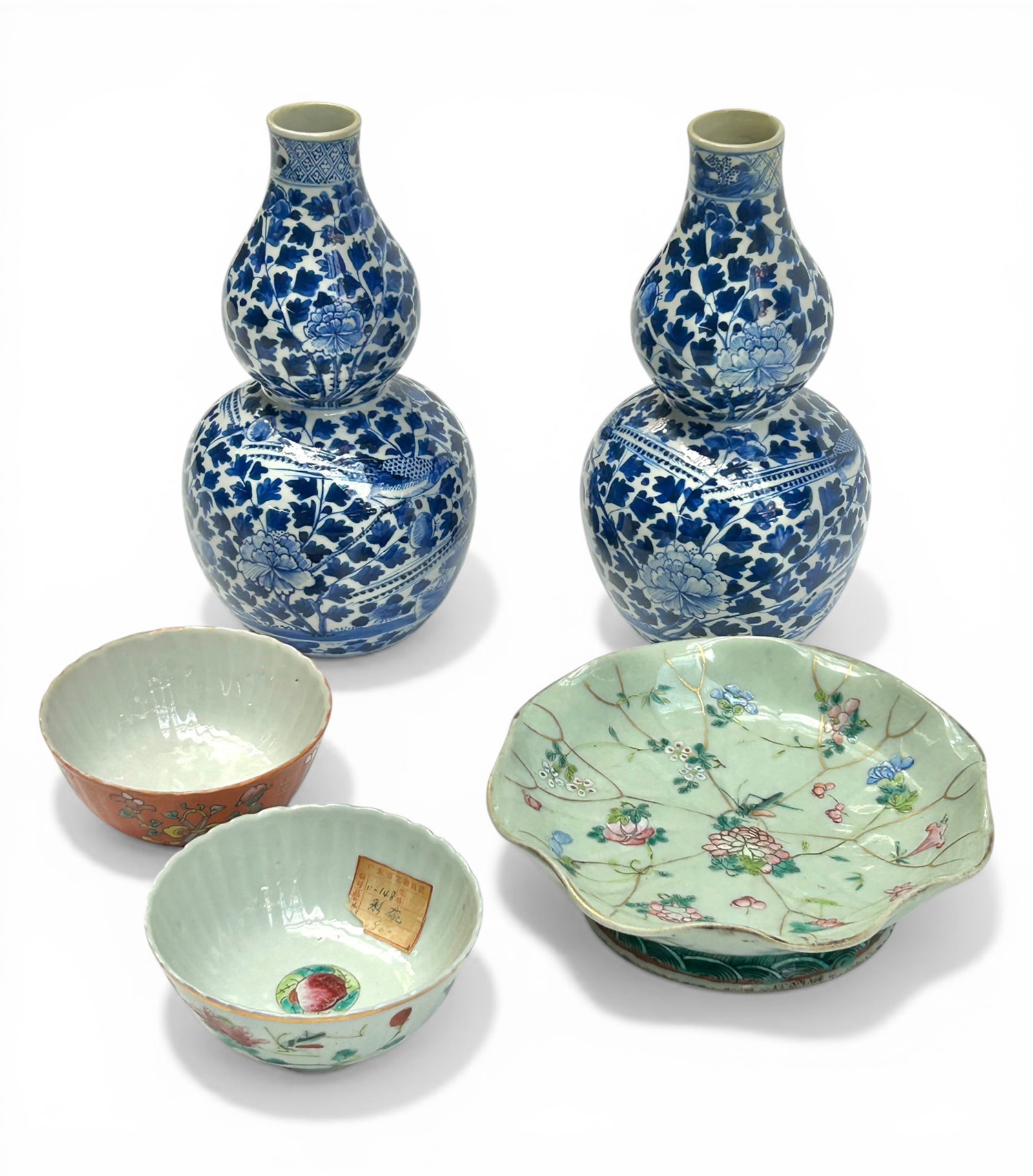 Lot of 5 Old Chinese Porcelain Items. (1 of 20)