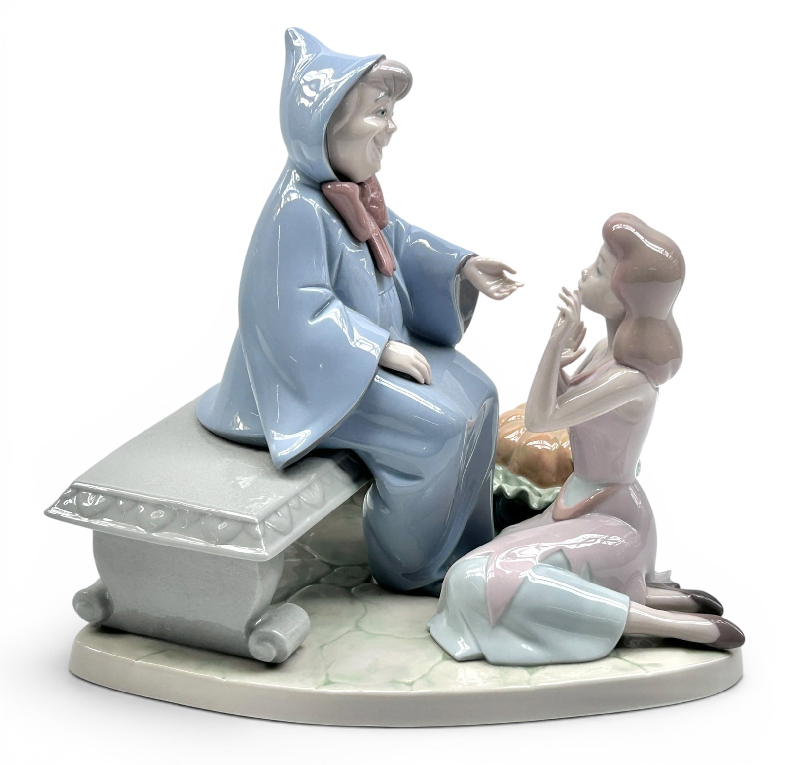 Lladro "Cinderella and the Fairy Godmother" Figure: This limited edition Disney figurine comes with the original box and certificate of authenticity. It is signed "MC Lladro", and numbered 461/2500. It looks to be in very nice condition. The dimensions