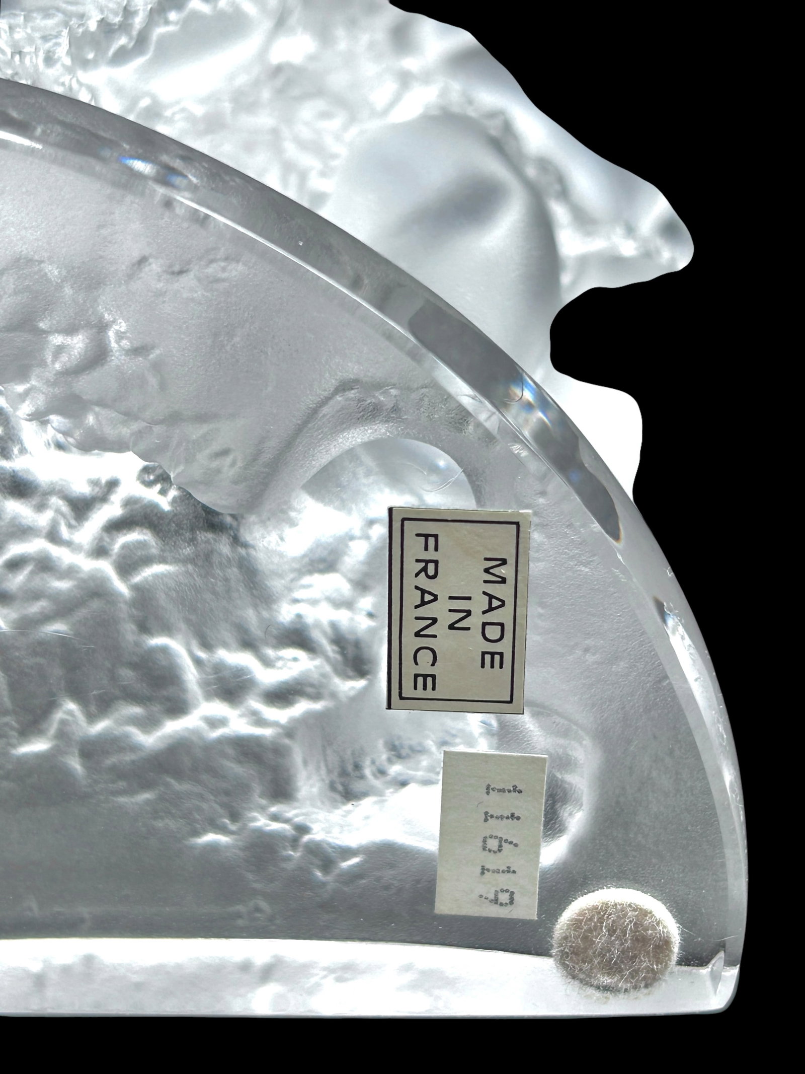 Lalique France "Luxembourg" Frosted Sculpture. - 14
