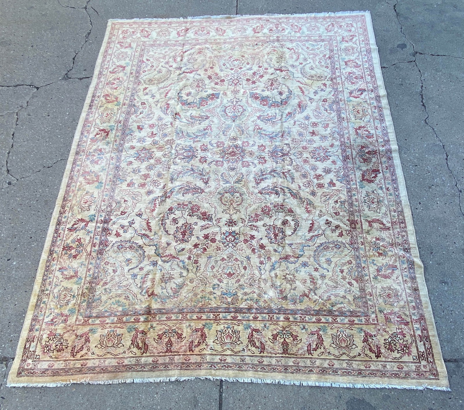 8' 10" x 11' 4" Oushak Rug.: The rug looks to be in good overall condition. In-House Shipping is available for this rug. Please see our website for our in-house shipping procedures.