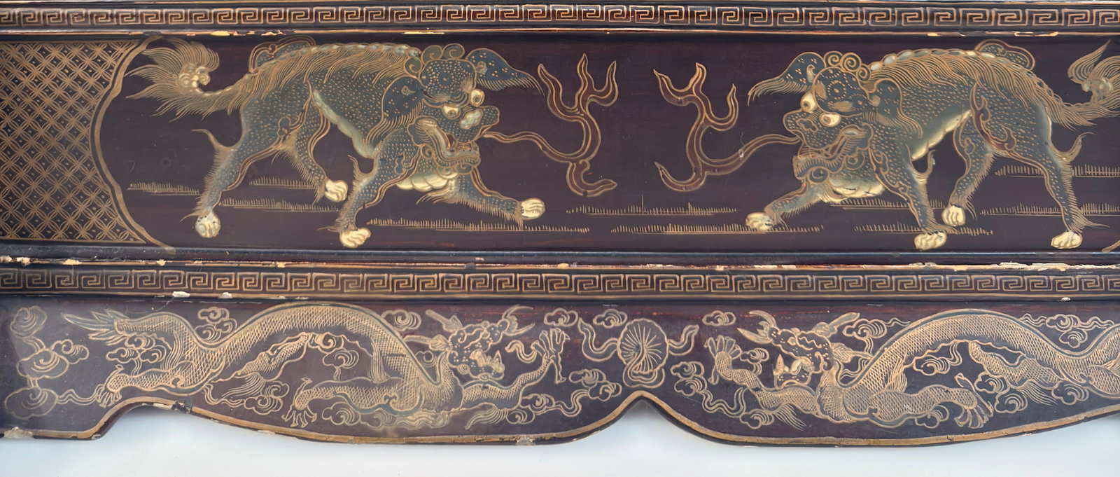Large Old Chinese Carved Lacquer Table Screen. - 3