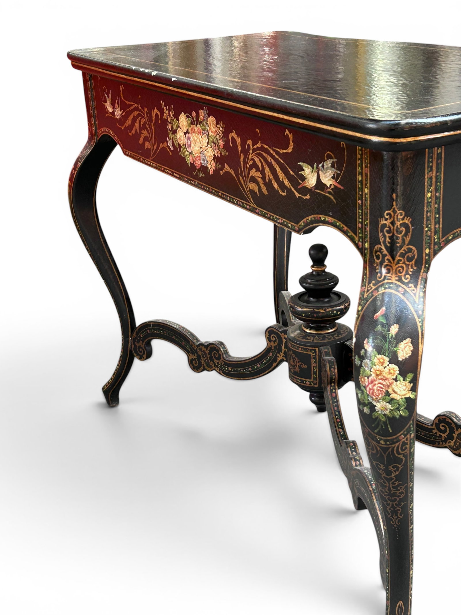 Black Lacquer Console Table. - 13