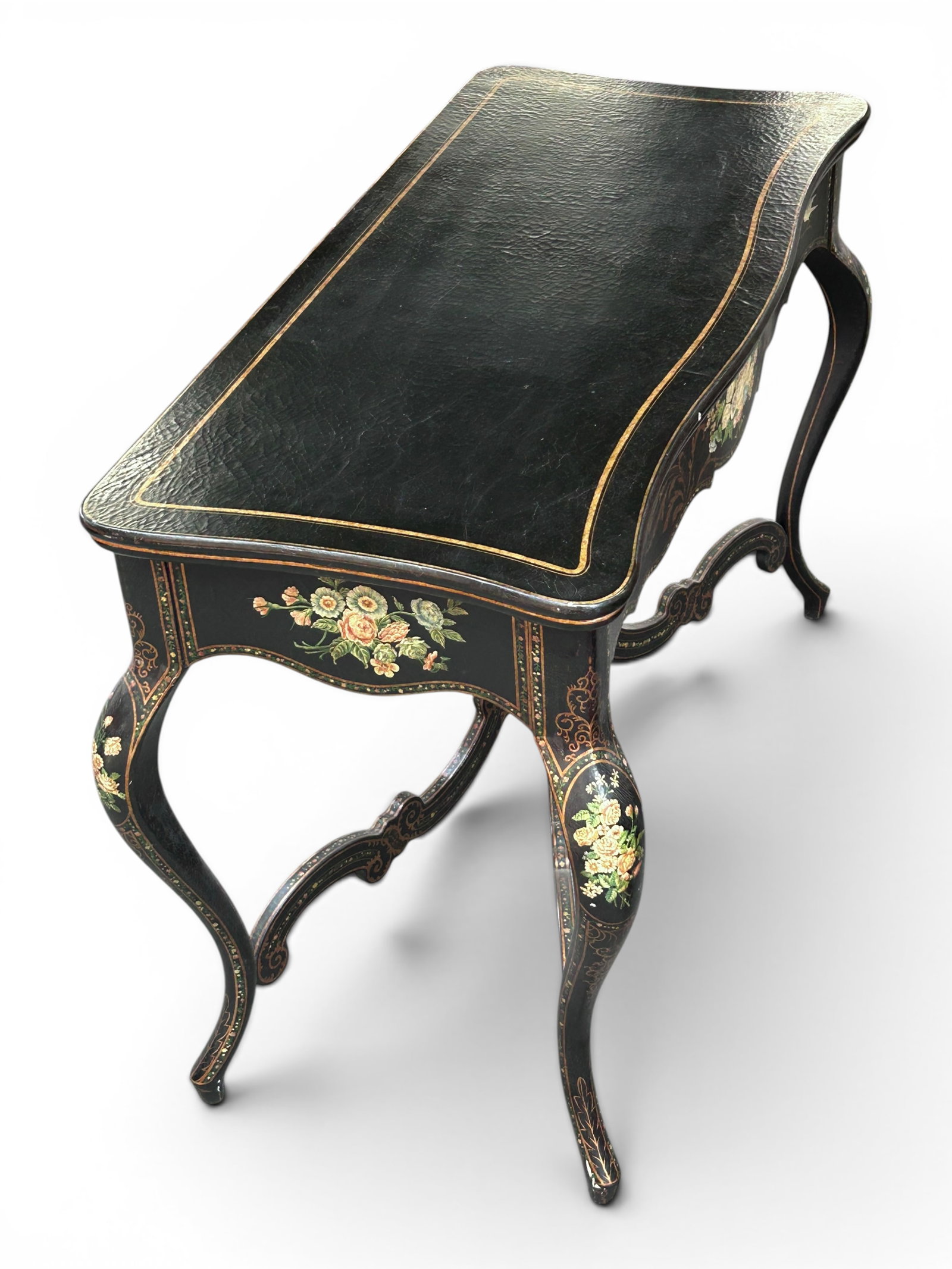 Black Lacquer Console Table. - 4
