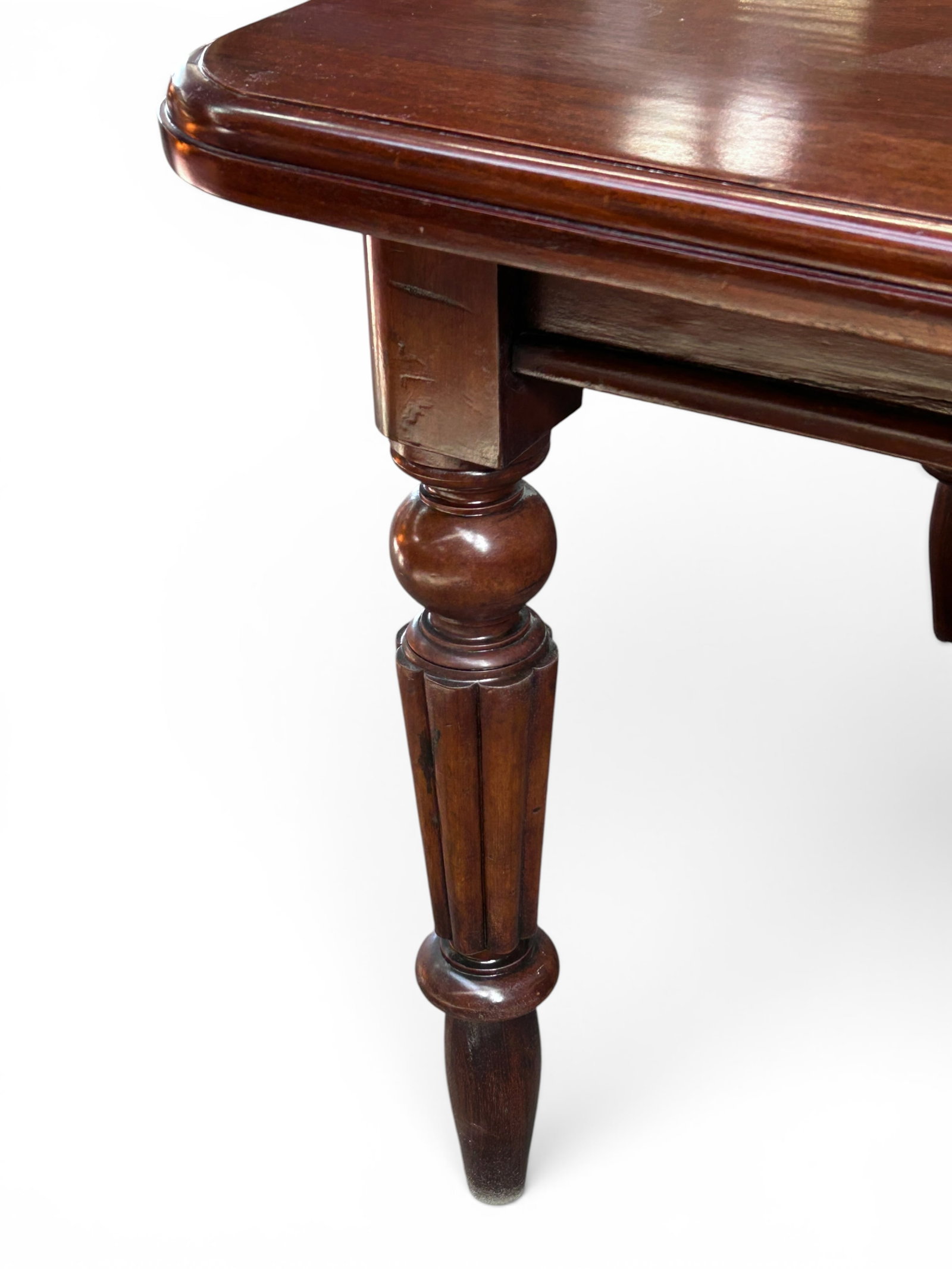 Antique Mahogany Dining Table. - 3