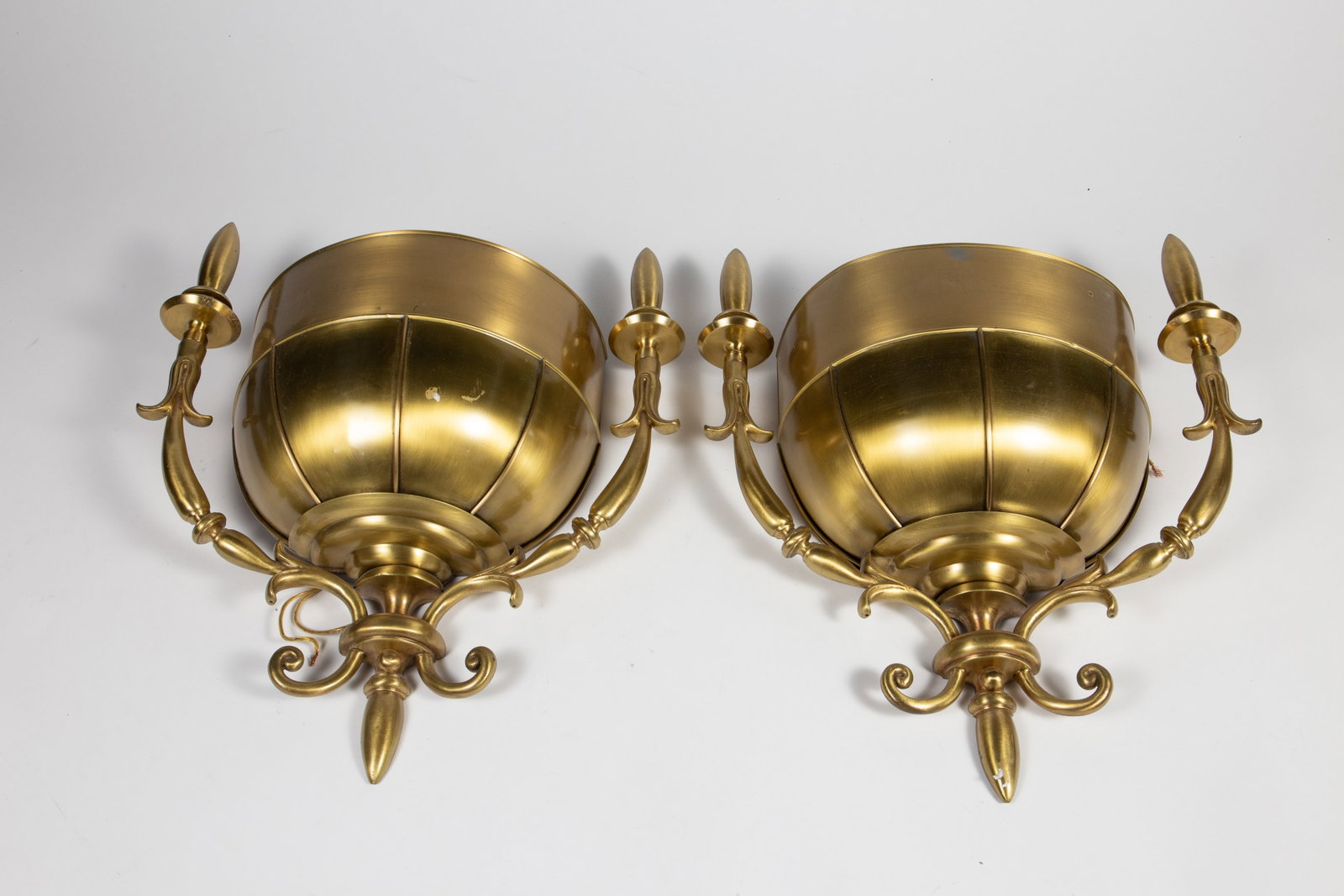 Pair of Urn Shaped Electric Wall Sconces. (1 of 6)