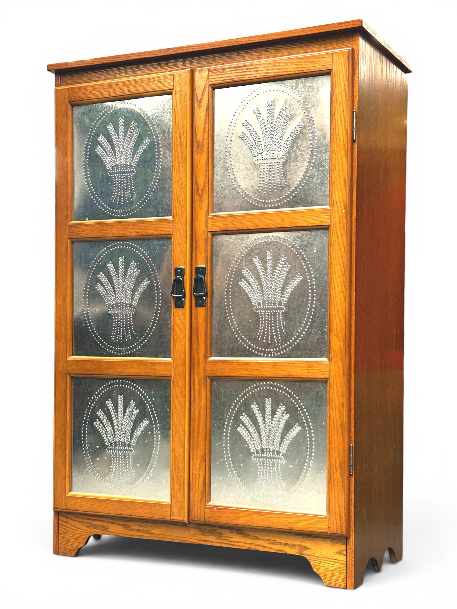 Contemporary Amish Style Oak Pie Safe (1 of 6)