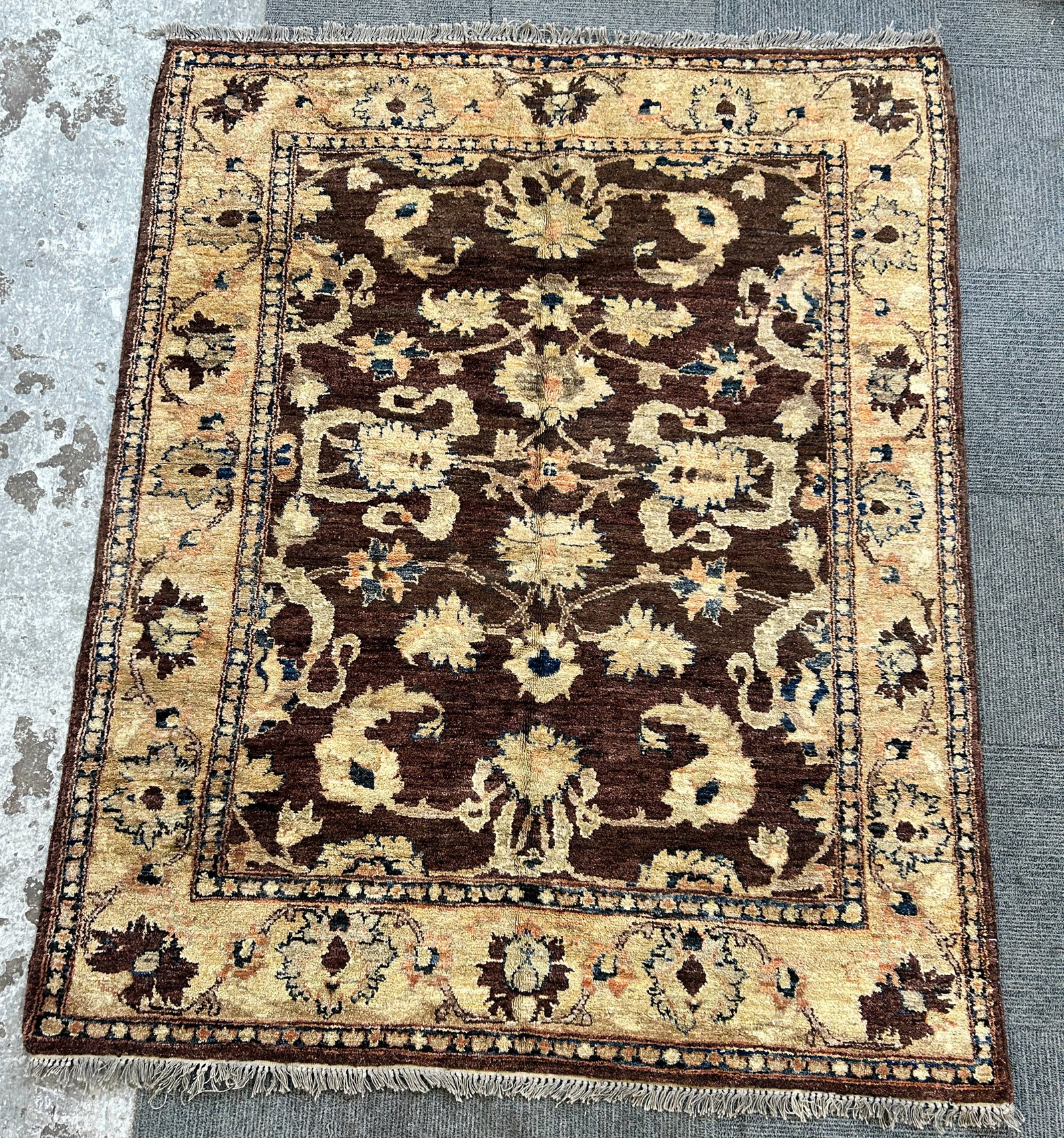 5' 1" x 6' 6" Oushak Rug. (1 of 5)
