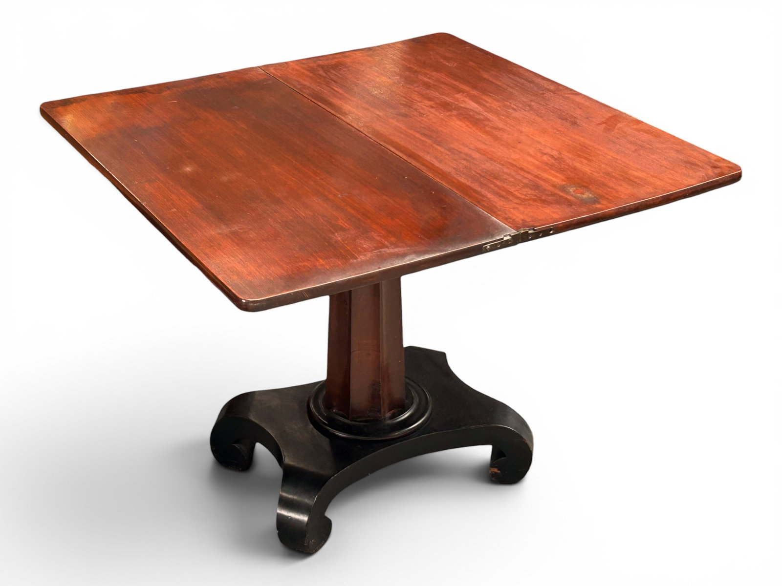 Empire Flame Mahogany Game Table. - 2