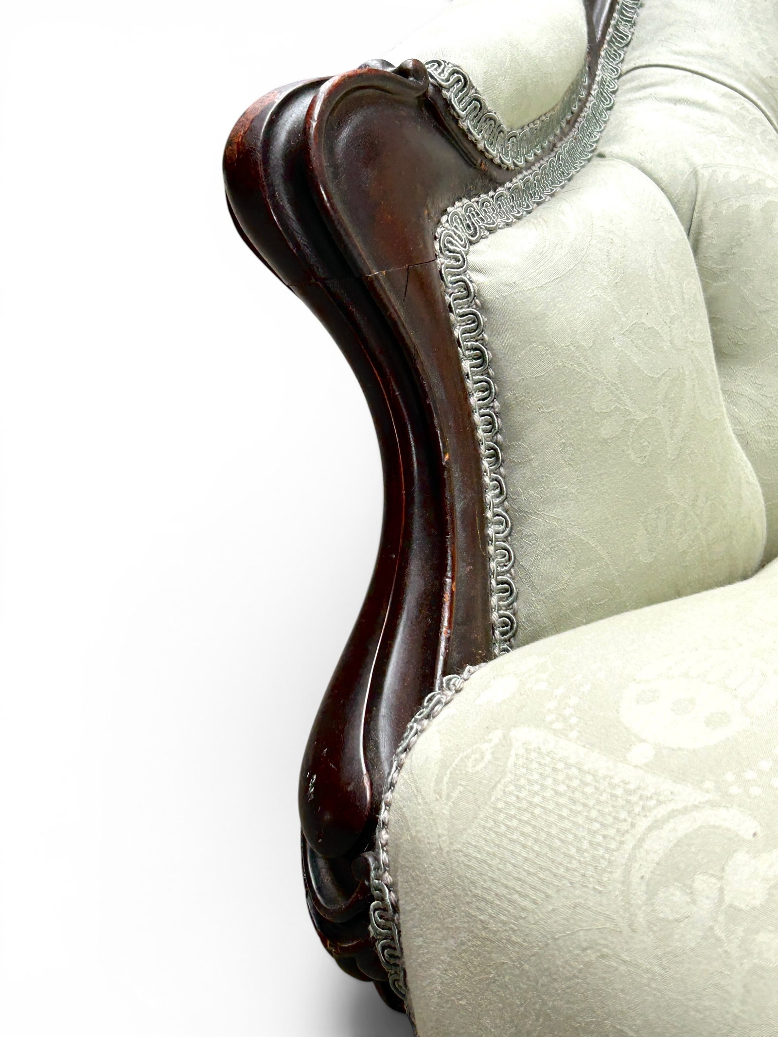 Antique Carved Victorian Settee. - 11