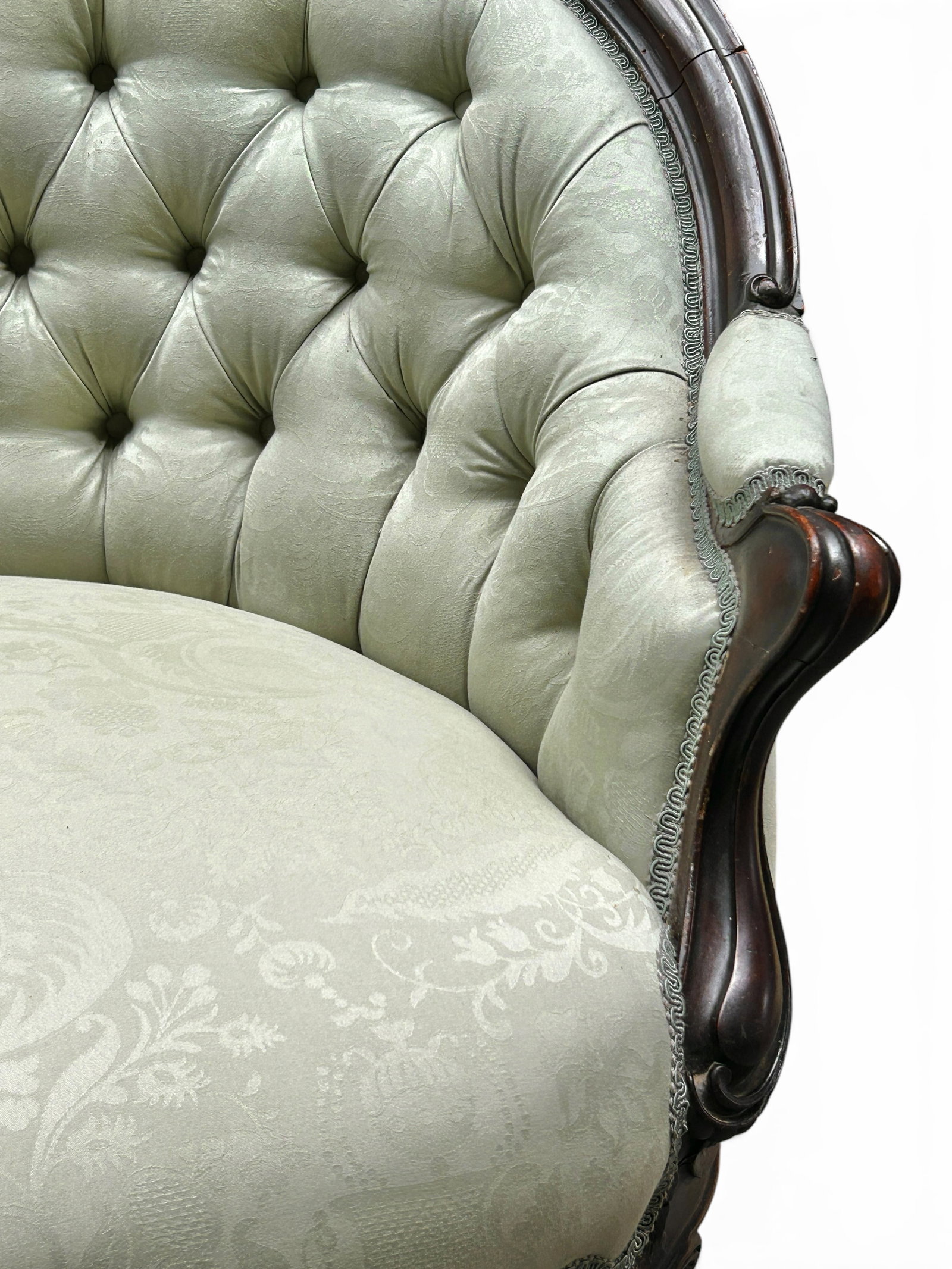 Antique Carved Victorian Settee. - 7