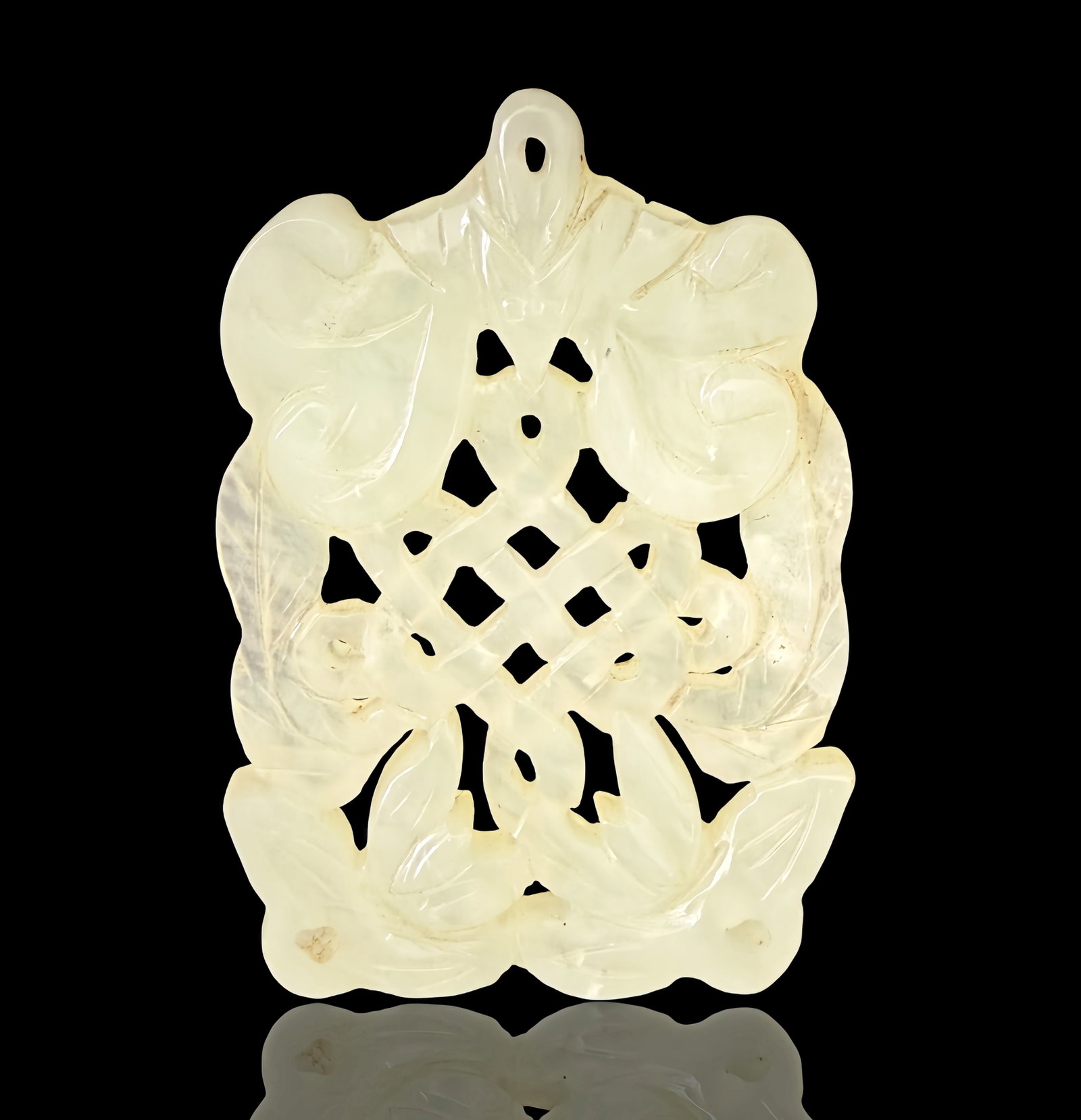 Antique White Jade Carved Chinese Pendant. (1 of 4)