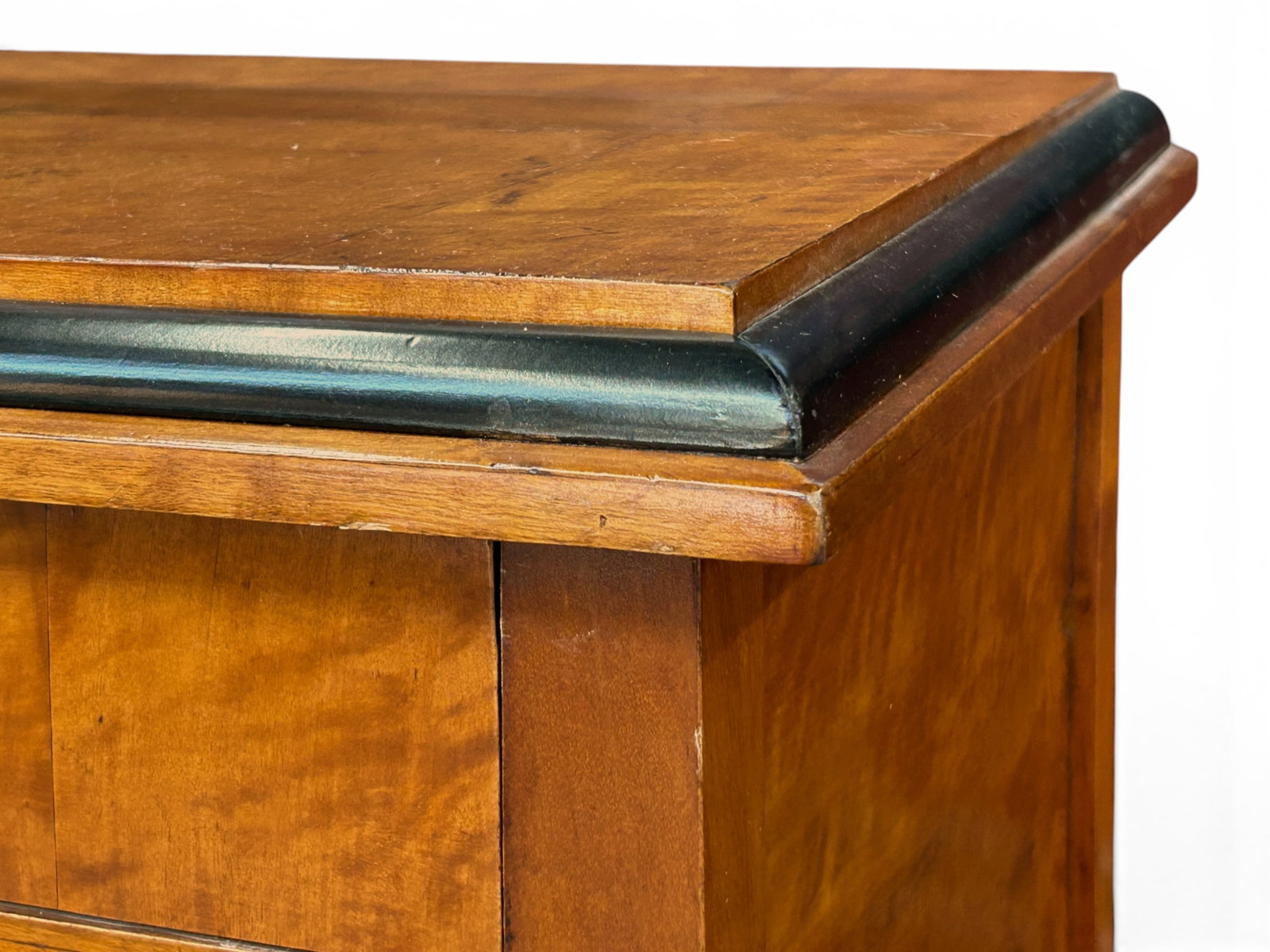 Antique Maple Chest. - 4