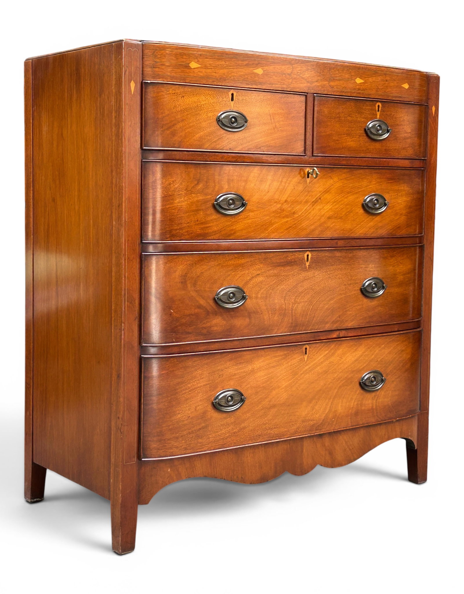 Mahogany Bow Front Chest. (1 of 14)