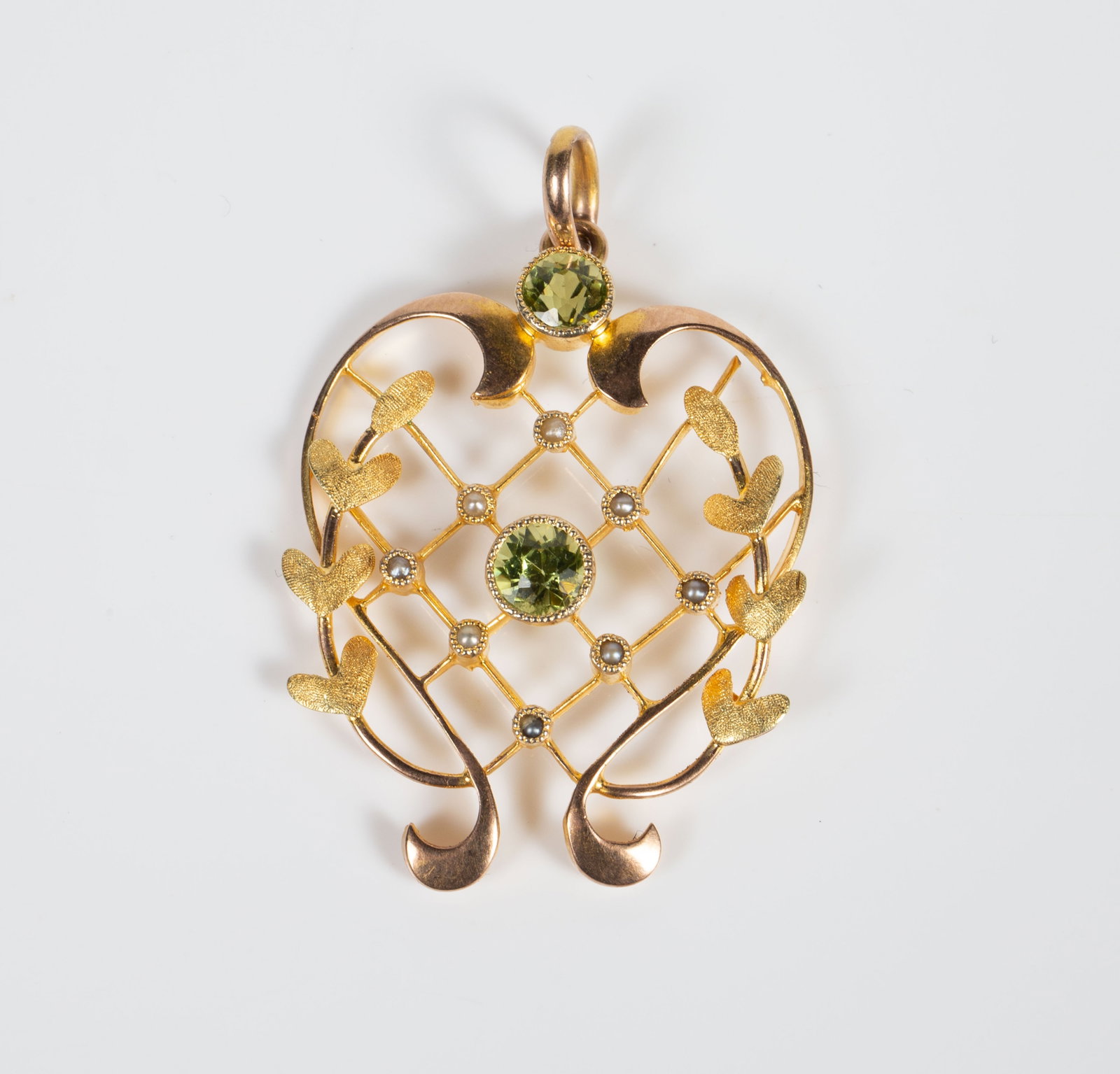 Antique Style 9K Gold Peridot & Seed Pearl Pendant (1 of 3)