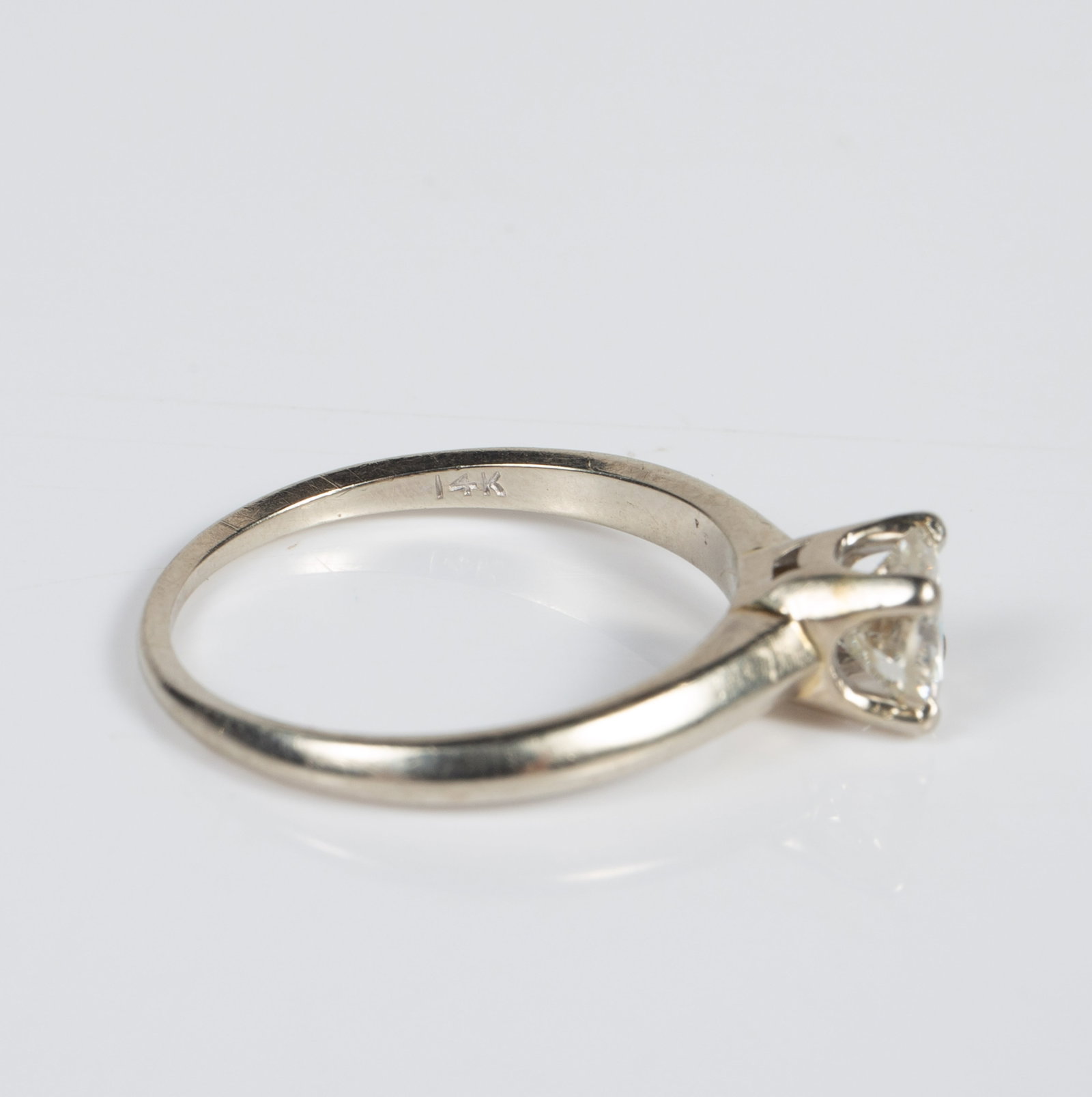 14K White Gold Diamond Solitaire Ring. - 4