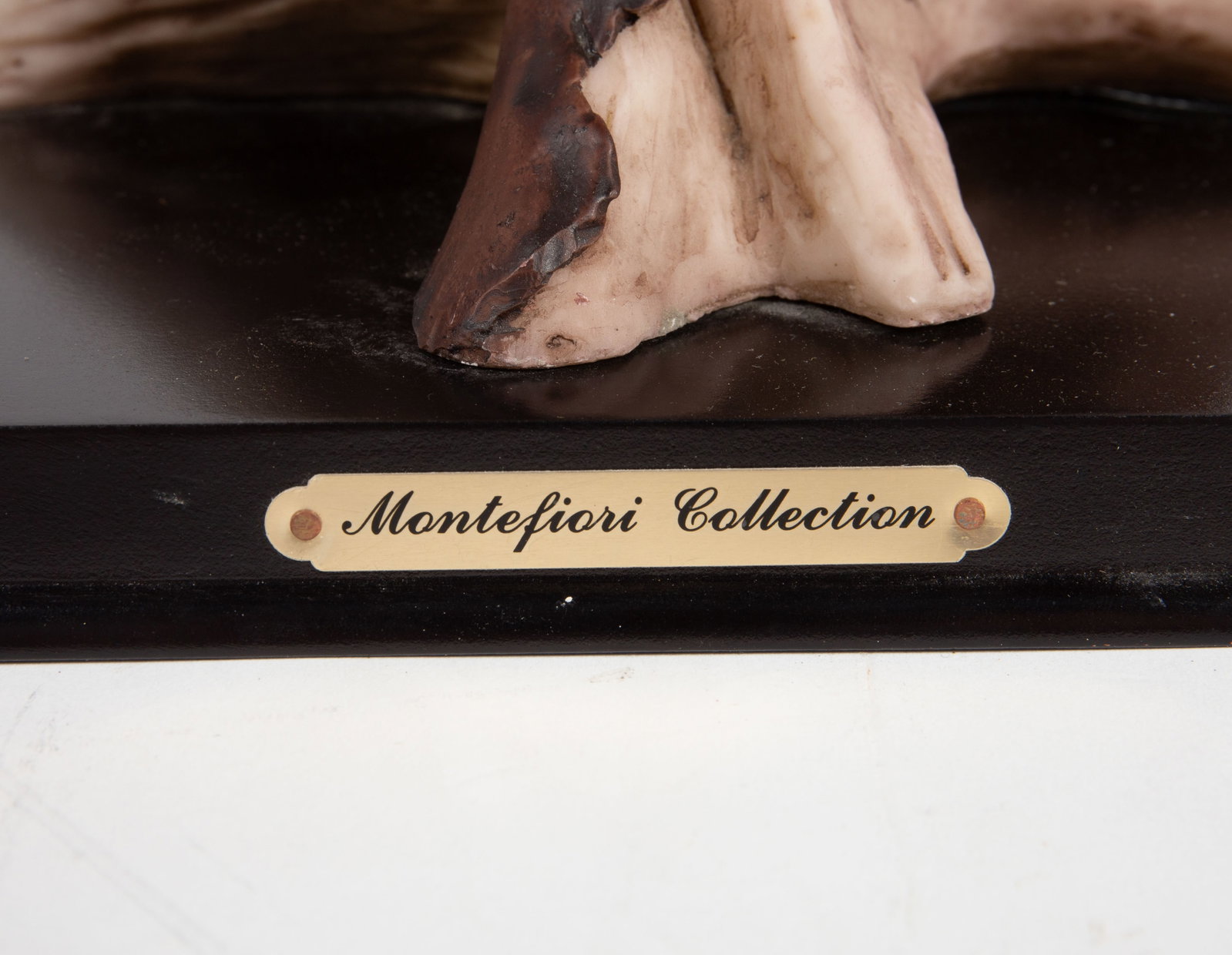 Montefiori Collection Eagle Figural Group. - 5