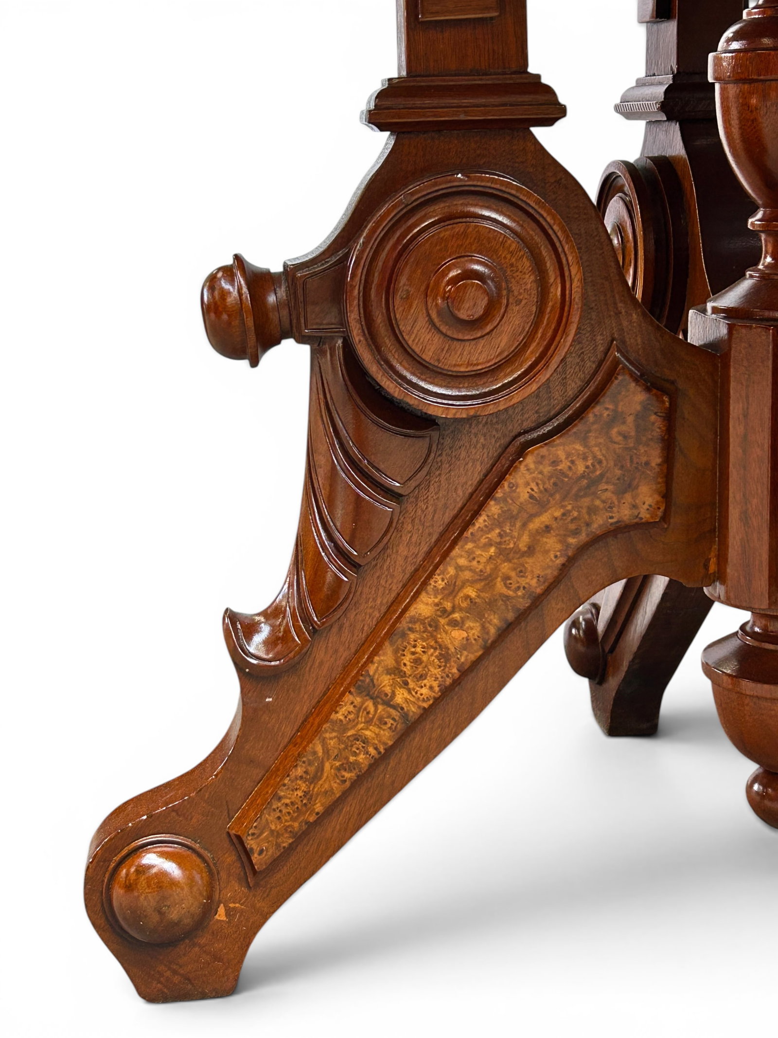 Victorian Marble Top Parlor Table. - 5
