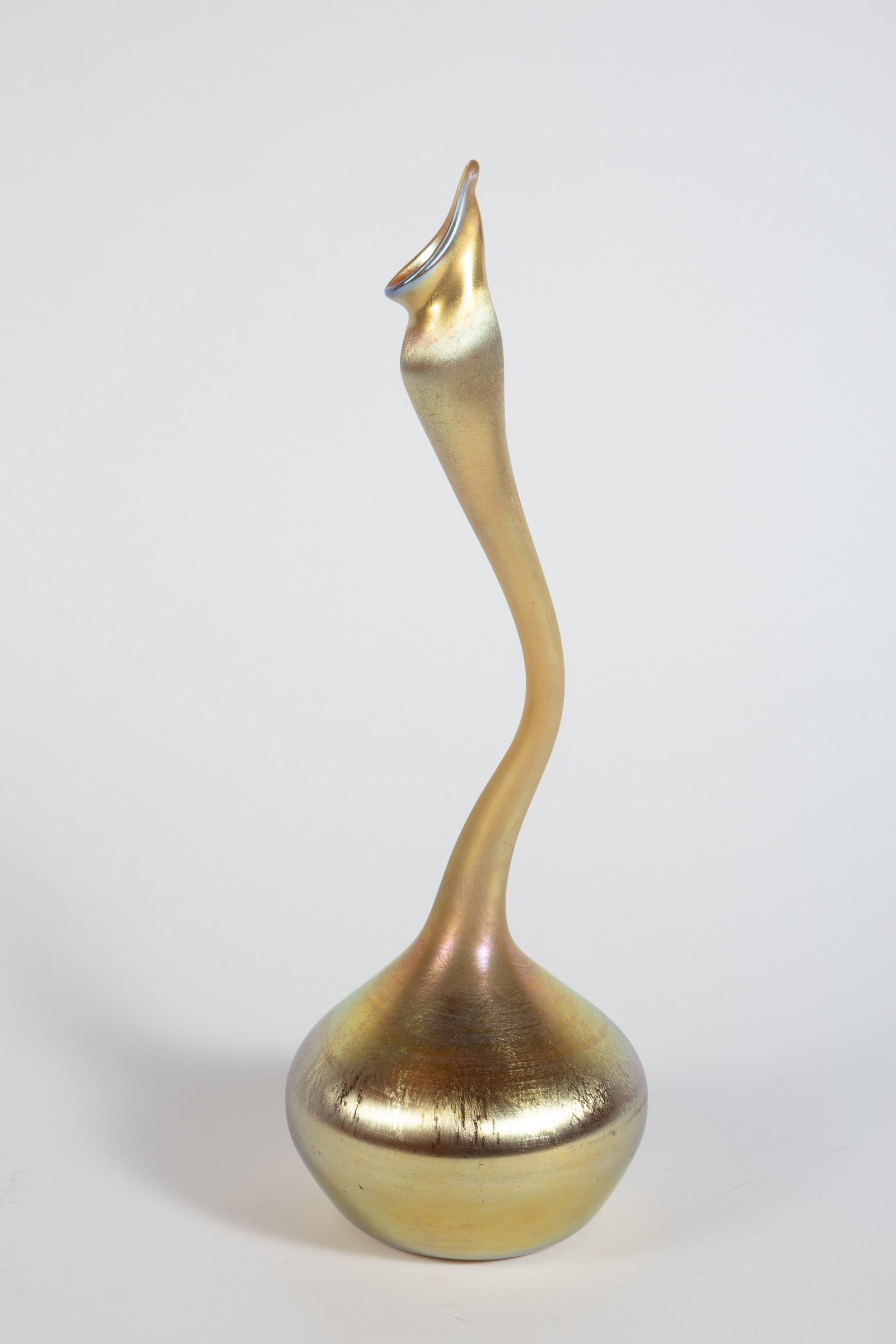 L.C.T. Tiffany Favrile Gooseneck Vase. - 3