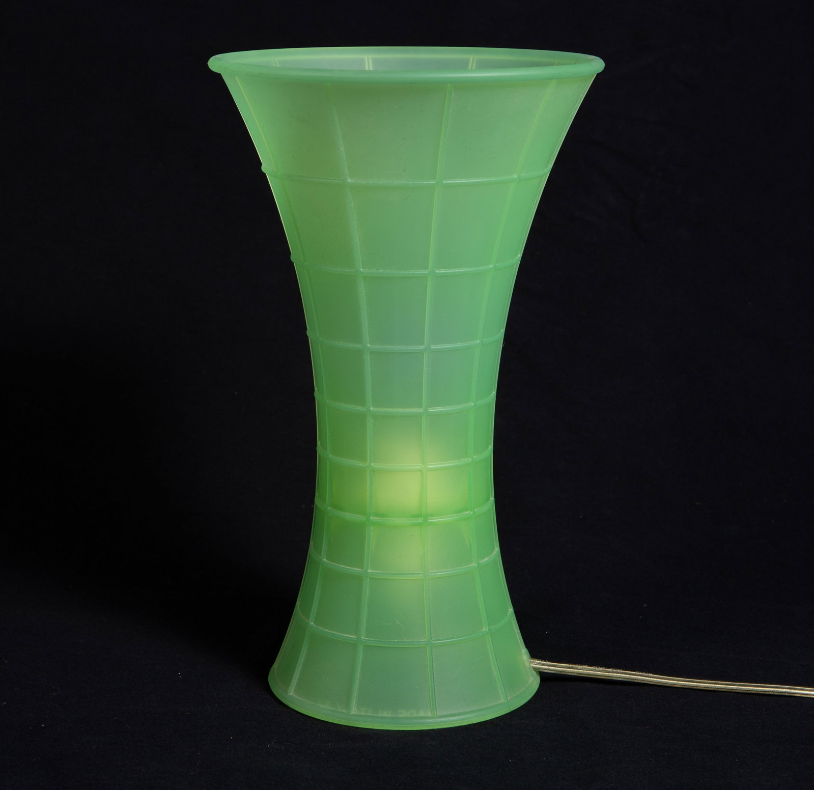 Forcolini Fassina for Luceplan "Birzi" Lamp.: This pop art lamp was made in Italy, and has a European plug. It shows minor signs of wear, but looks to be in overall good condition. It measures 6" x 6" x 10 1/8". In-house shipping is available. Pl