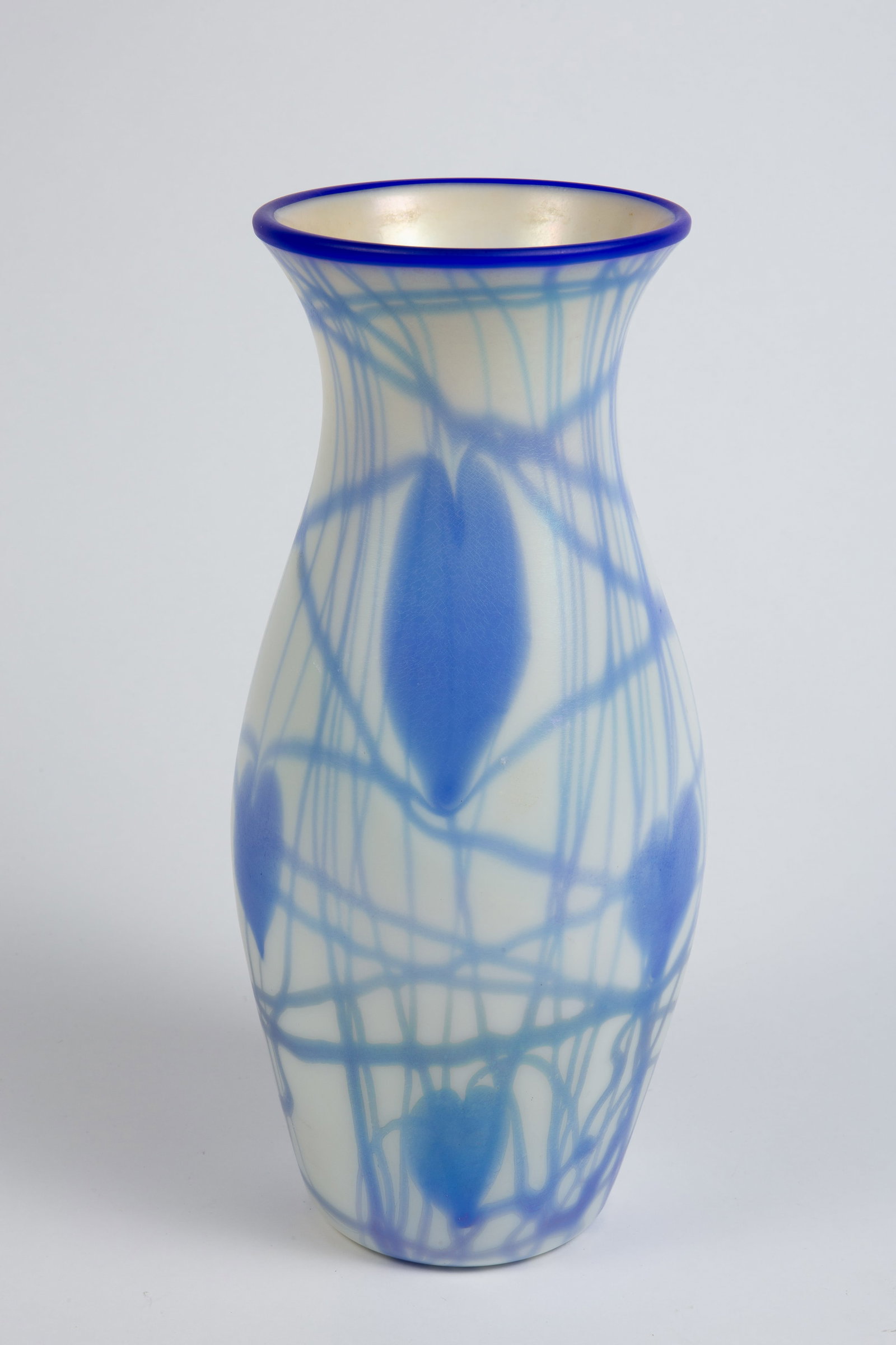 Durand Heart and Vine Iridescent Glass Vase. (1 of 5)