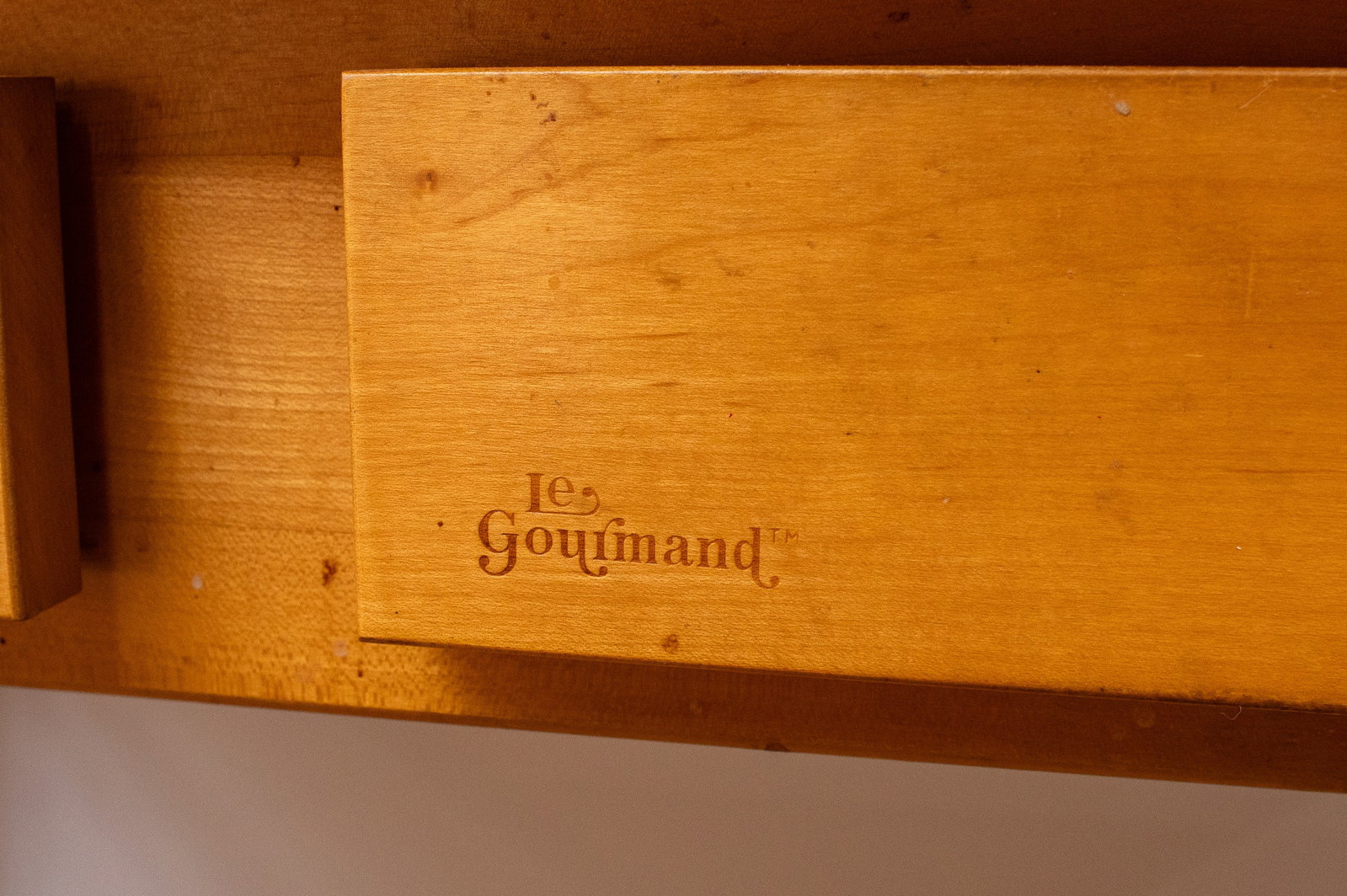 Le Gourmand Potting Table. - 2