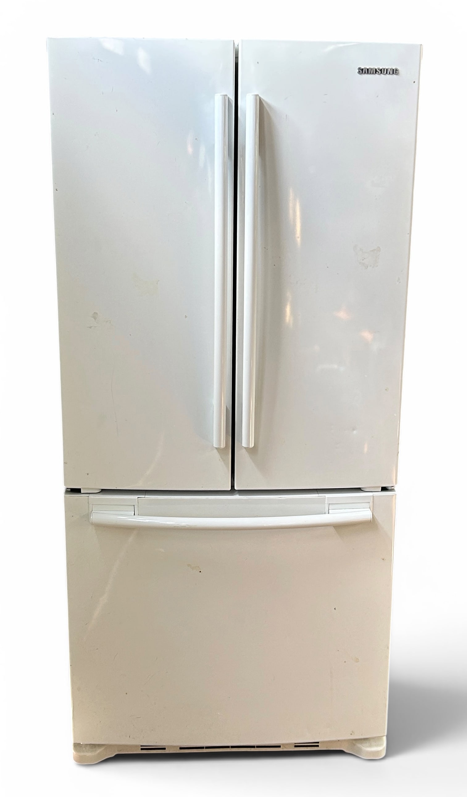 Samsung RF217 Series Refrigerator.: This refrigerator has a french door, twin cooling system, water line hook-up, ice maker, and a digital display. The model number is RF217AWBP. It works, and looks to be in good overall condition,