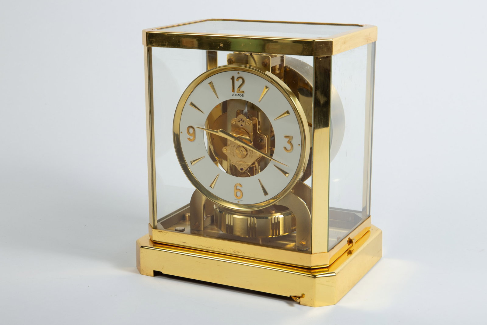 Atmos LeCoultre Swiss Made 15 Jewel Clock. (1 of 6)