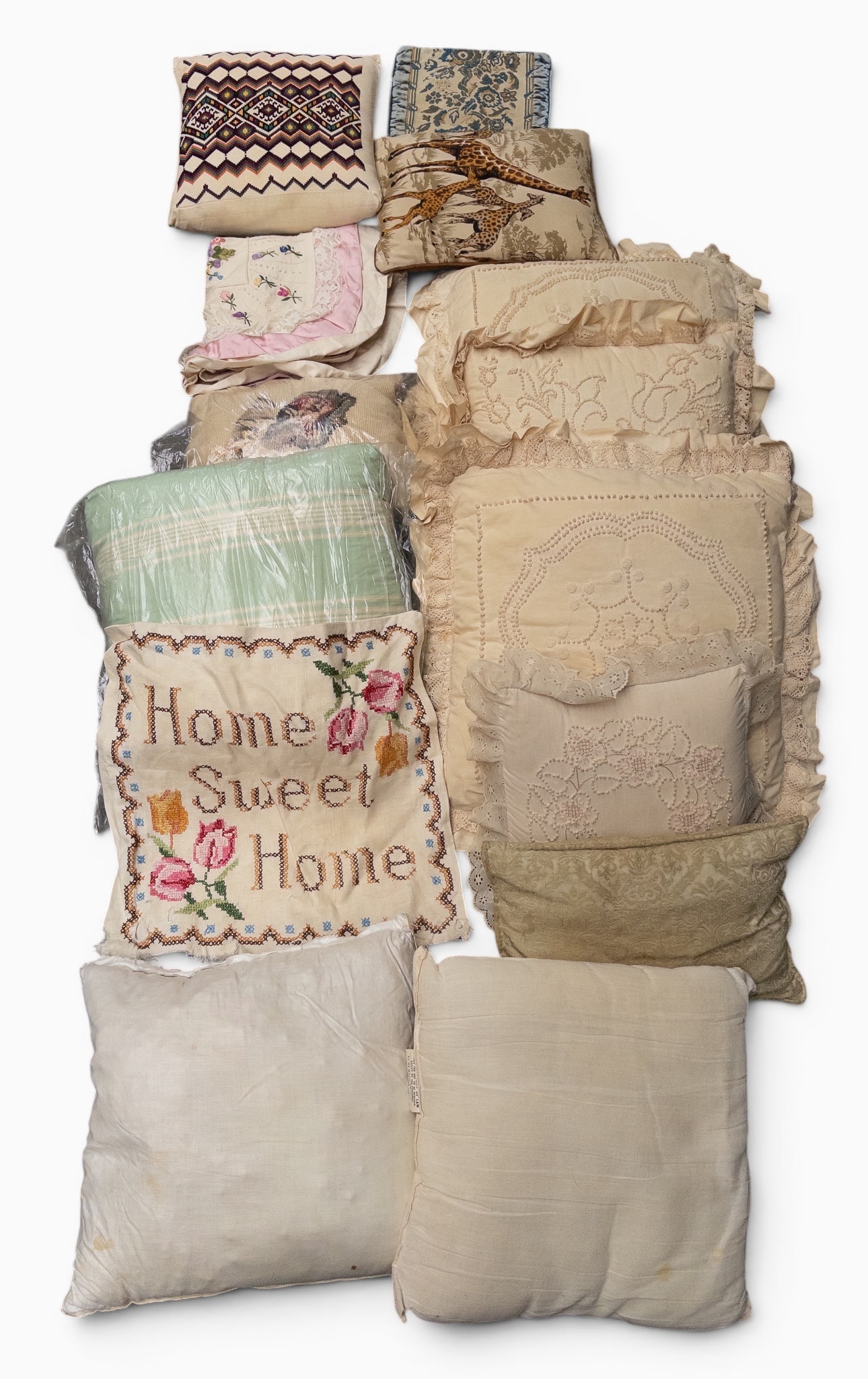 Lot of Mostly Vintage Fancy Work Pillows. (1 of 7)