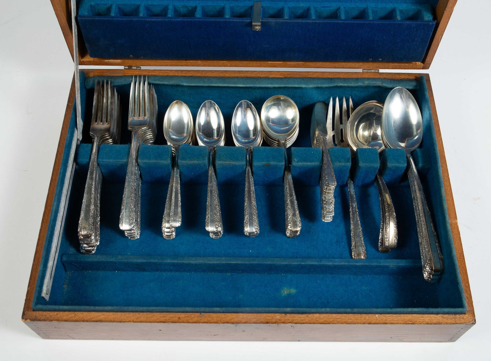 95 Pc. Towle "Candlelight" Sterling Flatware Set. - 2