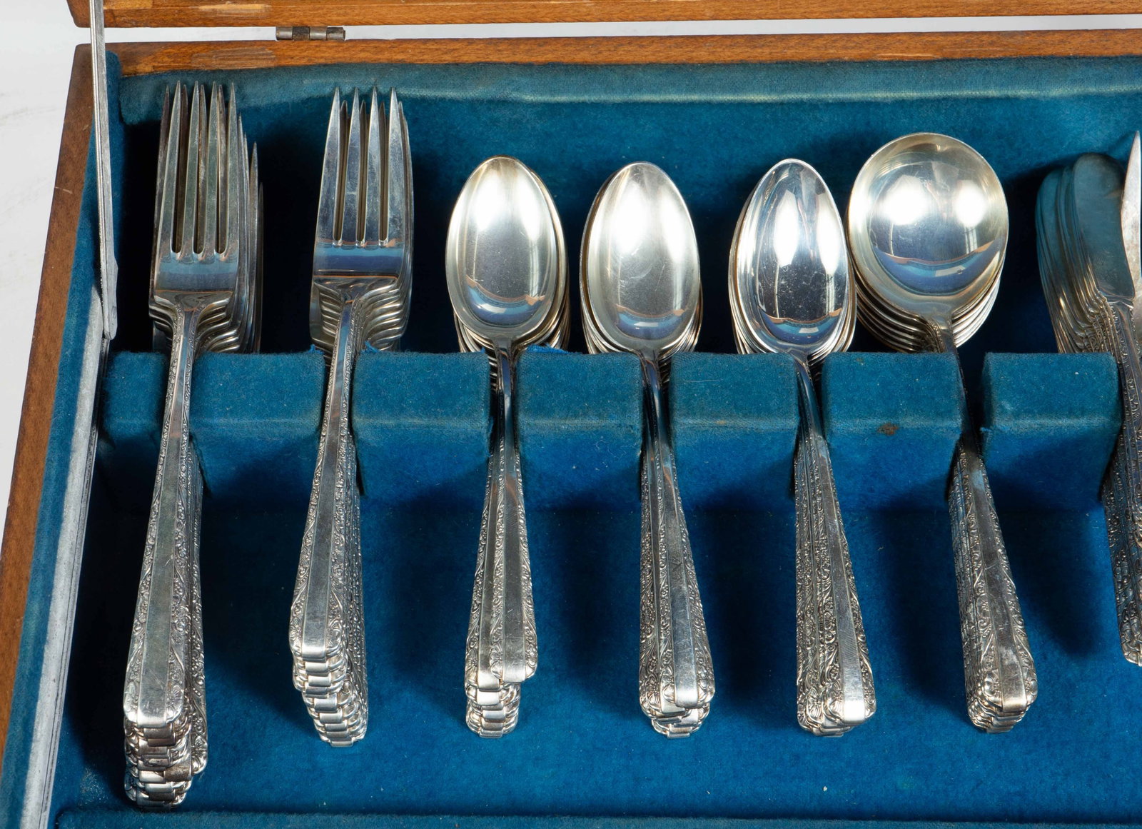 95 Pc. Towle "Candlelight" Sterling Flatware Set. - 7