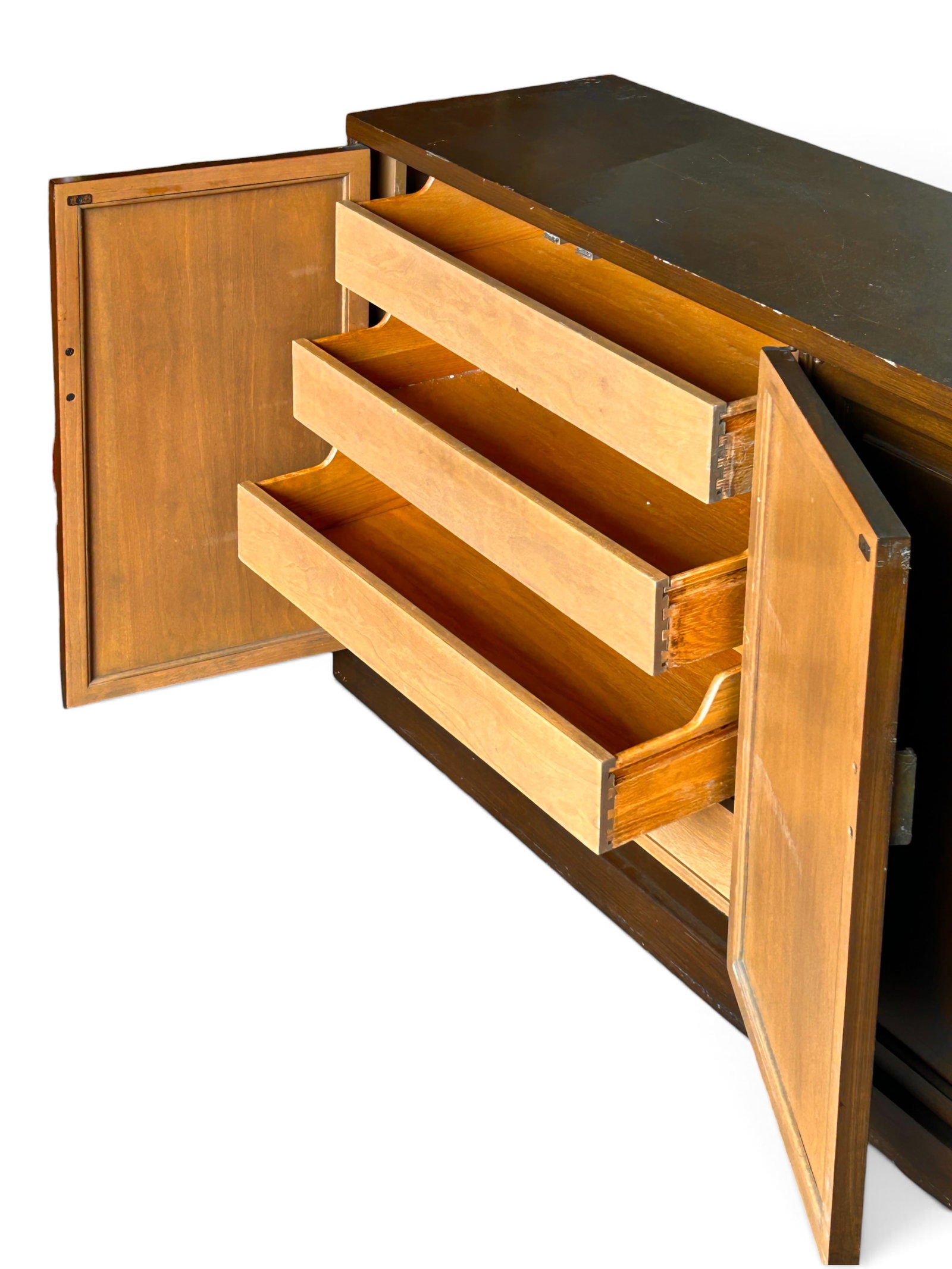 Solid Wood 5-Door Sideboard or Buffet. - 7
