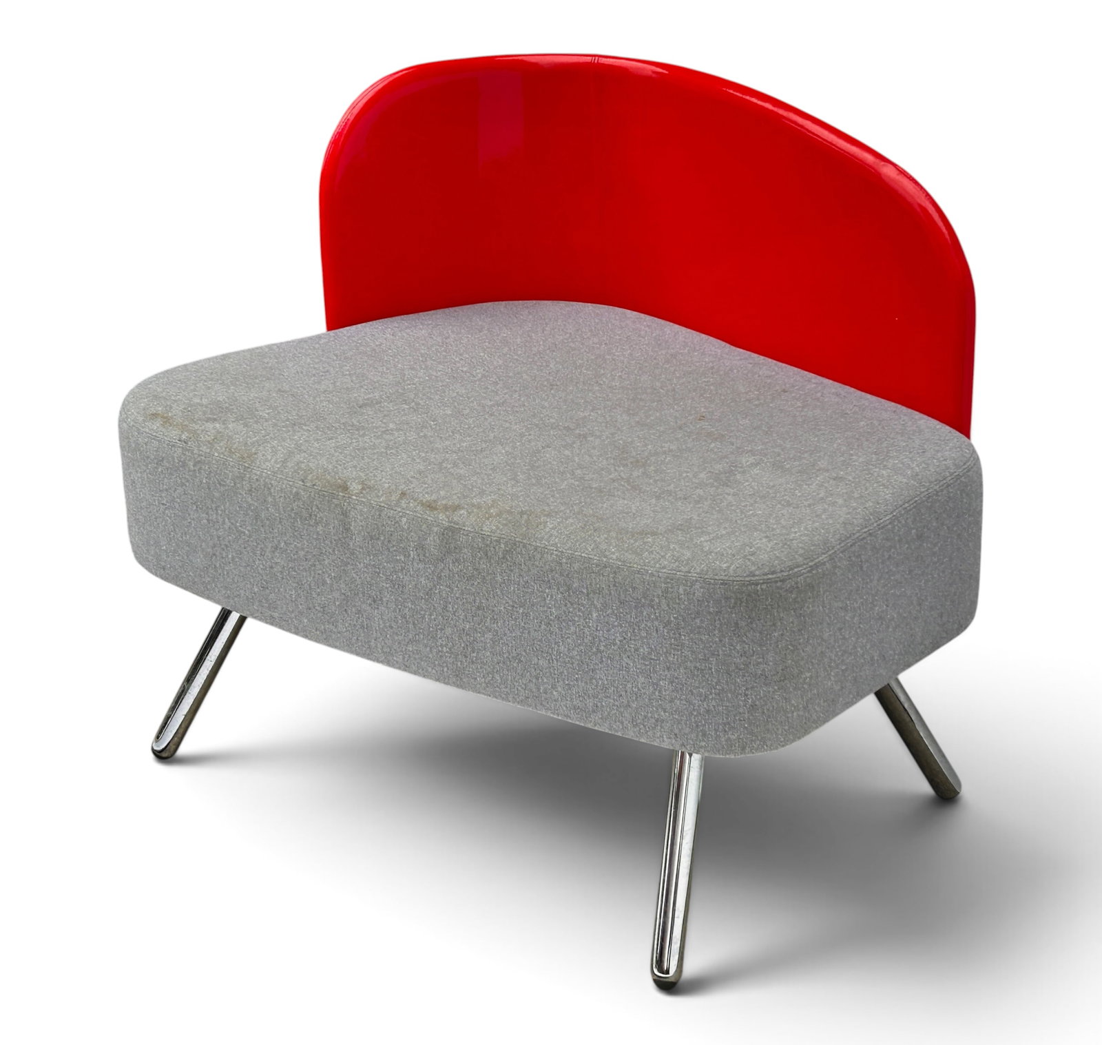 Blog Low Back Red & Gray Chair by Sesta. (1 of 15)