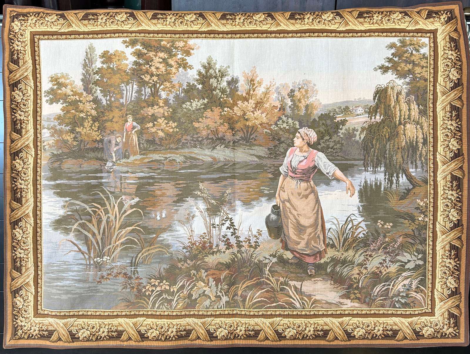 3' 9" x 5' 1" Tapestry.: The tapestry looks to be in good overall condition. In-house shipping is available. To receive the best shipping rate on this item, please check the "Self Arranged" button at checkout. Our in-house sh