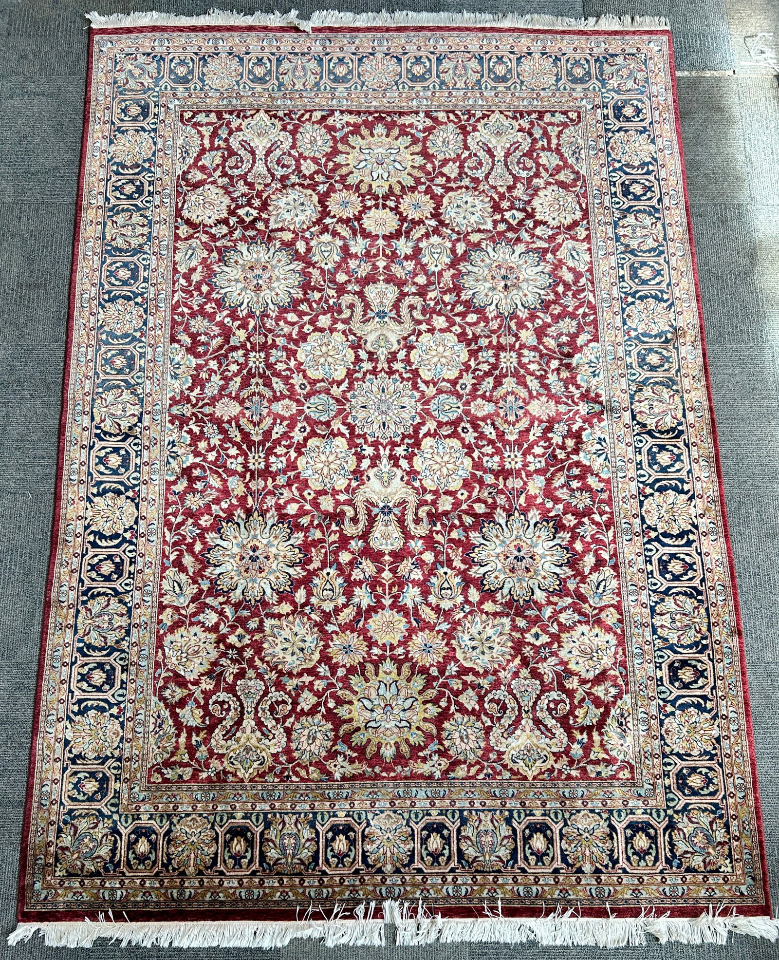 6' x 8' 9" Fine Tabriz Rug. (1 of 4)
