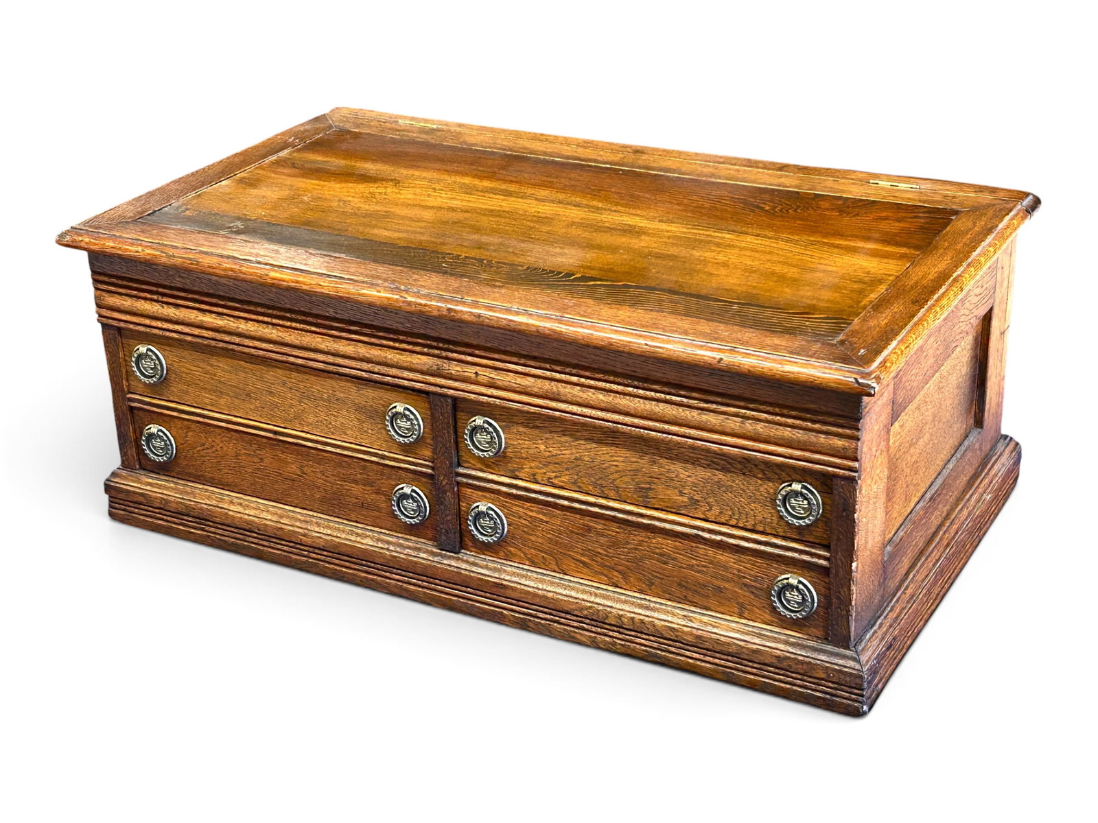 Antique Lift Top J & P Coats Spool Cabinet. (1 of 12)